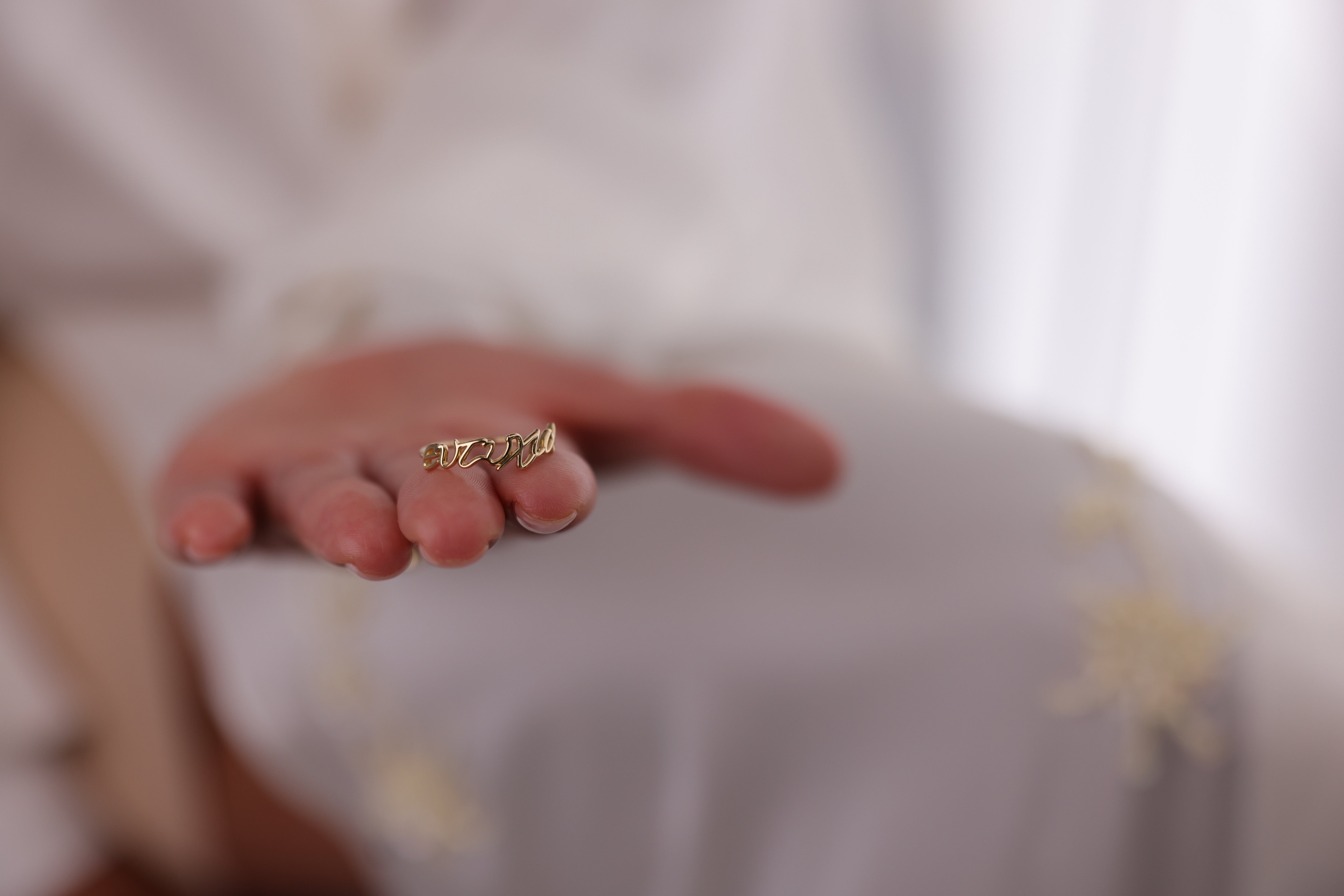 14K Gold “ευτυχία” Ring