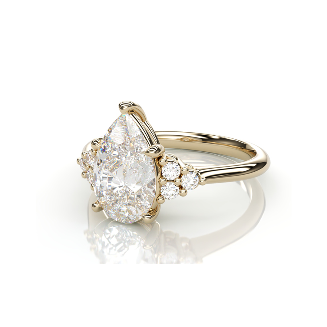 18K Yellow Gold Pear LAB Diamond Ring