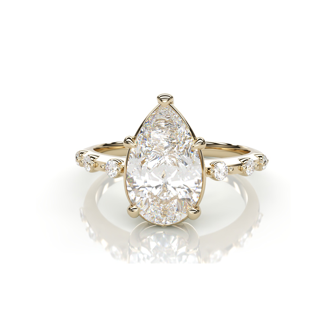 18K Yellow Gold Pear LAB Diamond Ring with 3 small Diamonds on each side