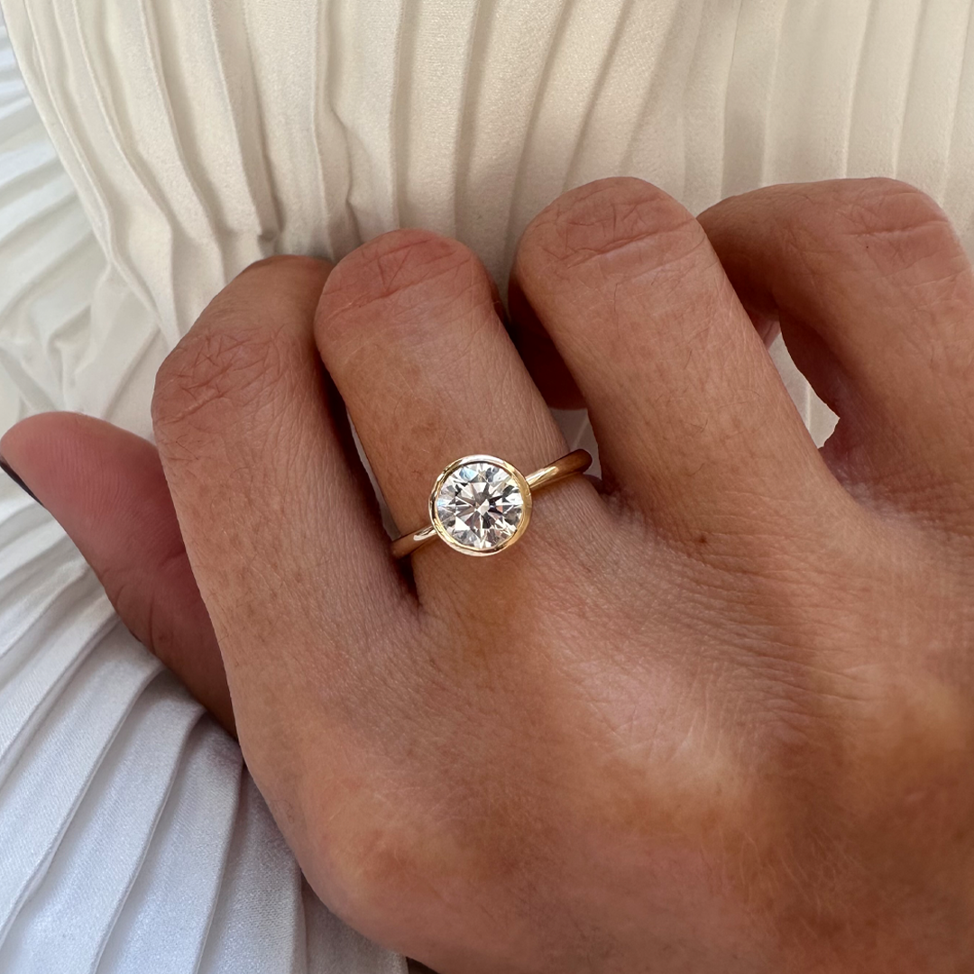 18K Yellow Gold Round LAB Diamond Ring