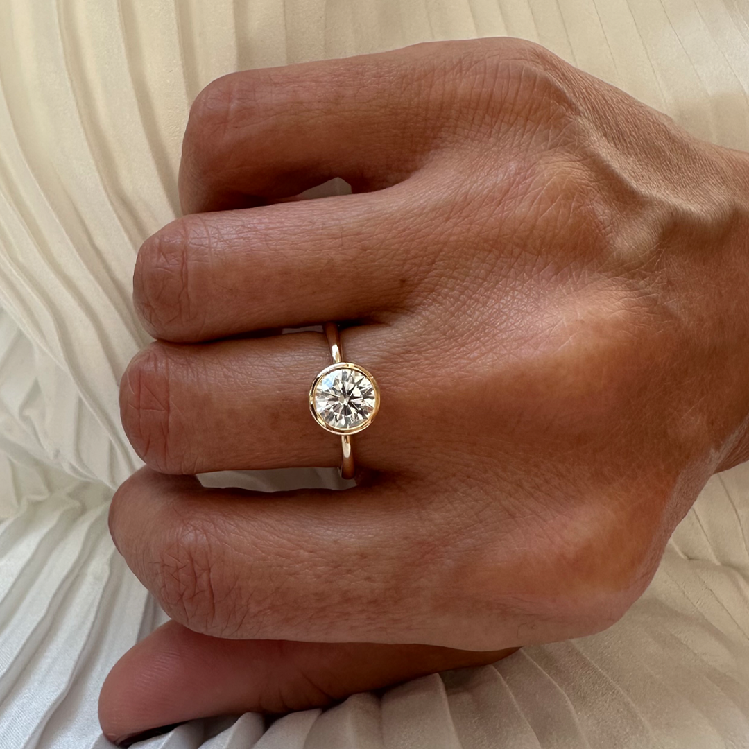 18K Yellow Gold Round LAB Diamond Ring