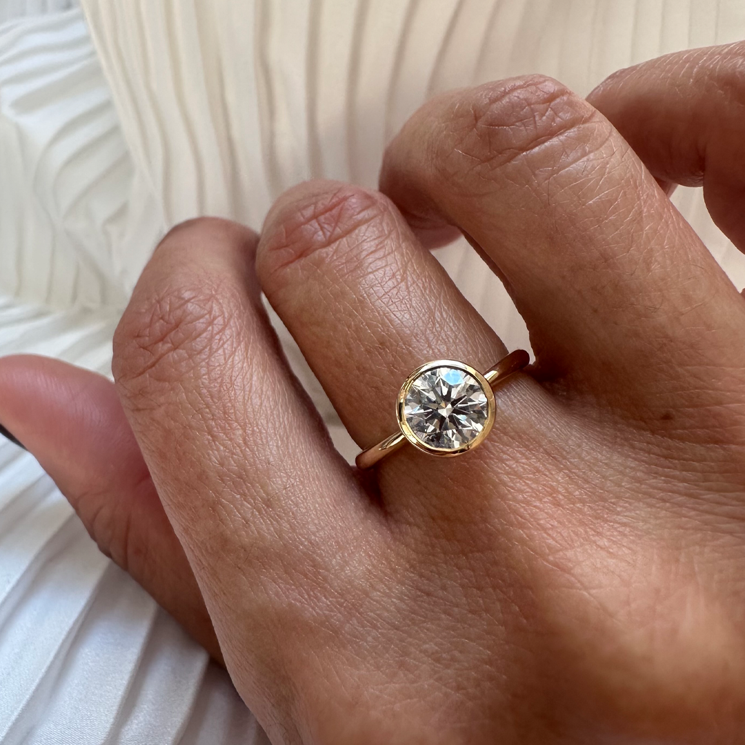 18K Yellow Gold Round LAB Diamond Ring