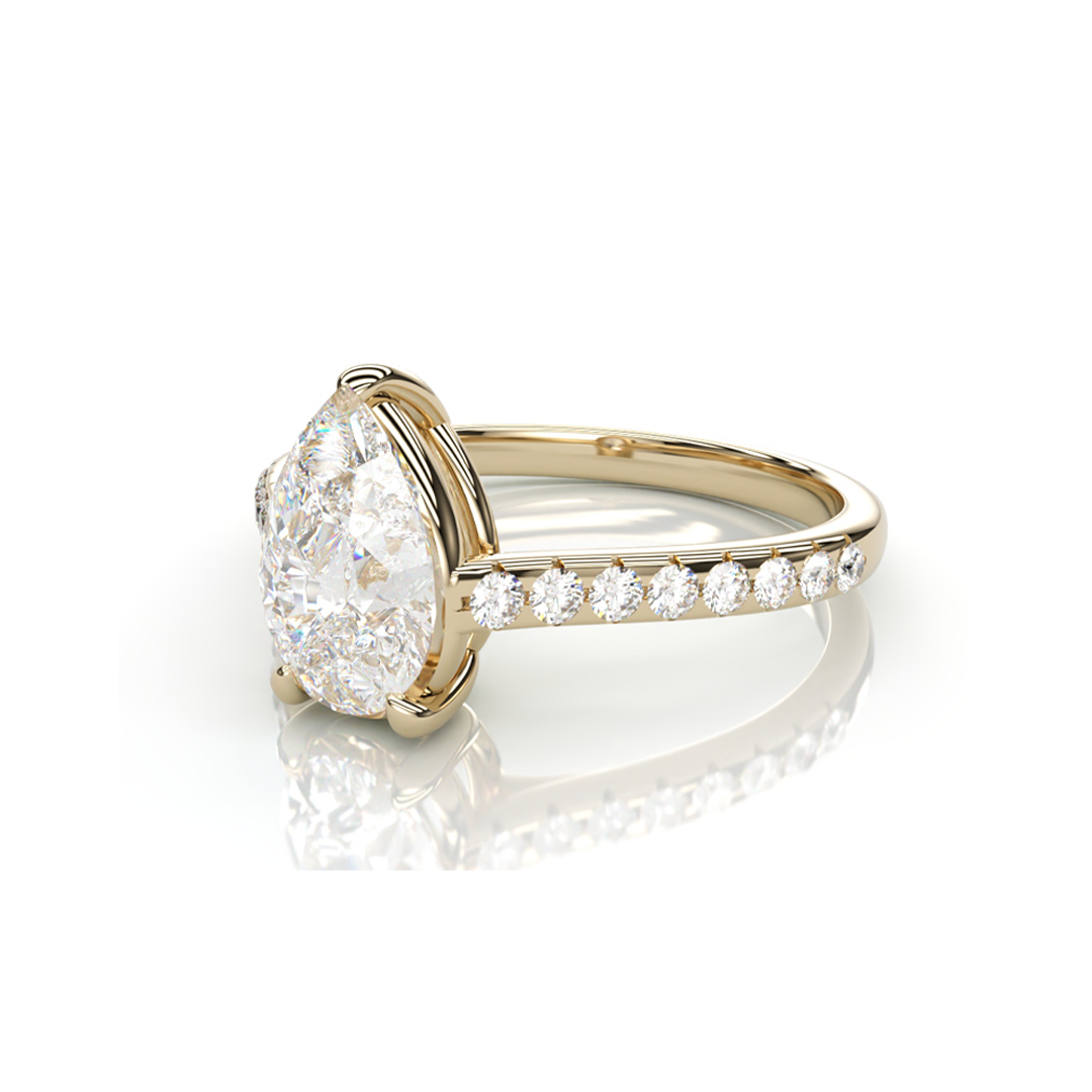 18 Yellow Gold Pear LAB Diamond Ring with small Diamonds on each side