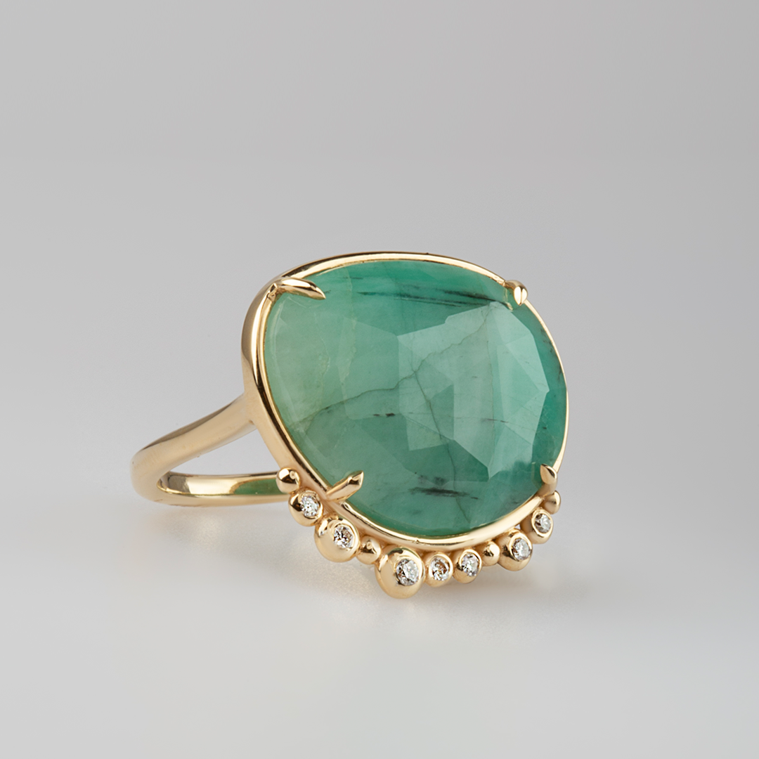 14K Gold Irregular Emerald Ring with 7 Diamonds
