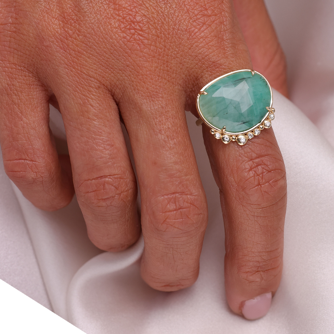 14K Gold Irregular Emerald Ring with 7 Diamonds