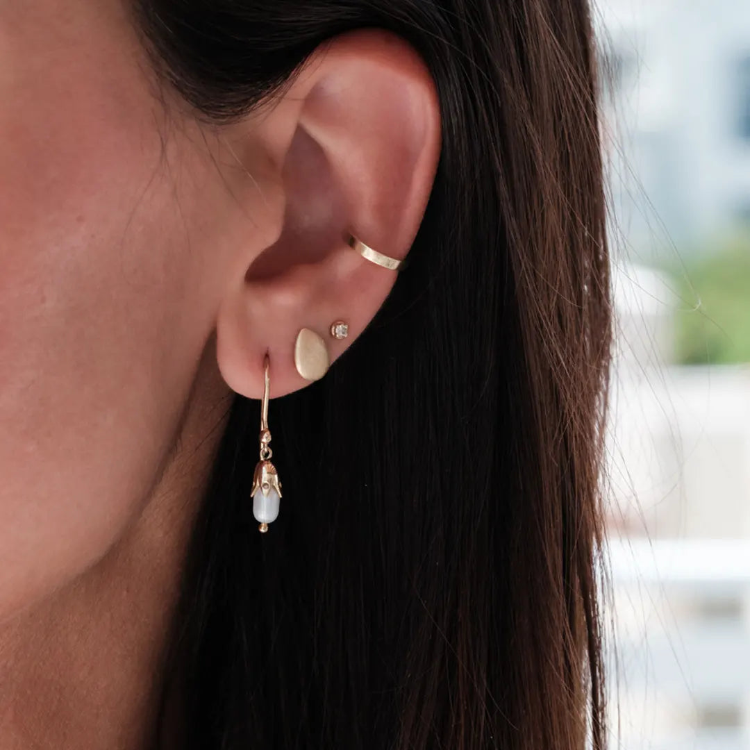 14K Gold Minimal Pearl Drop Earrings