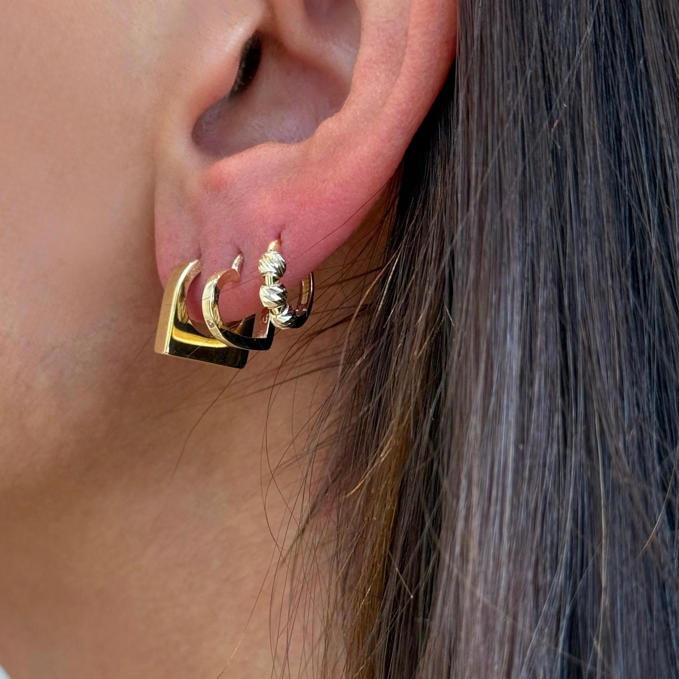 9K Gold Heart shaped Hoops