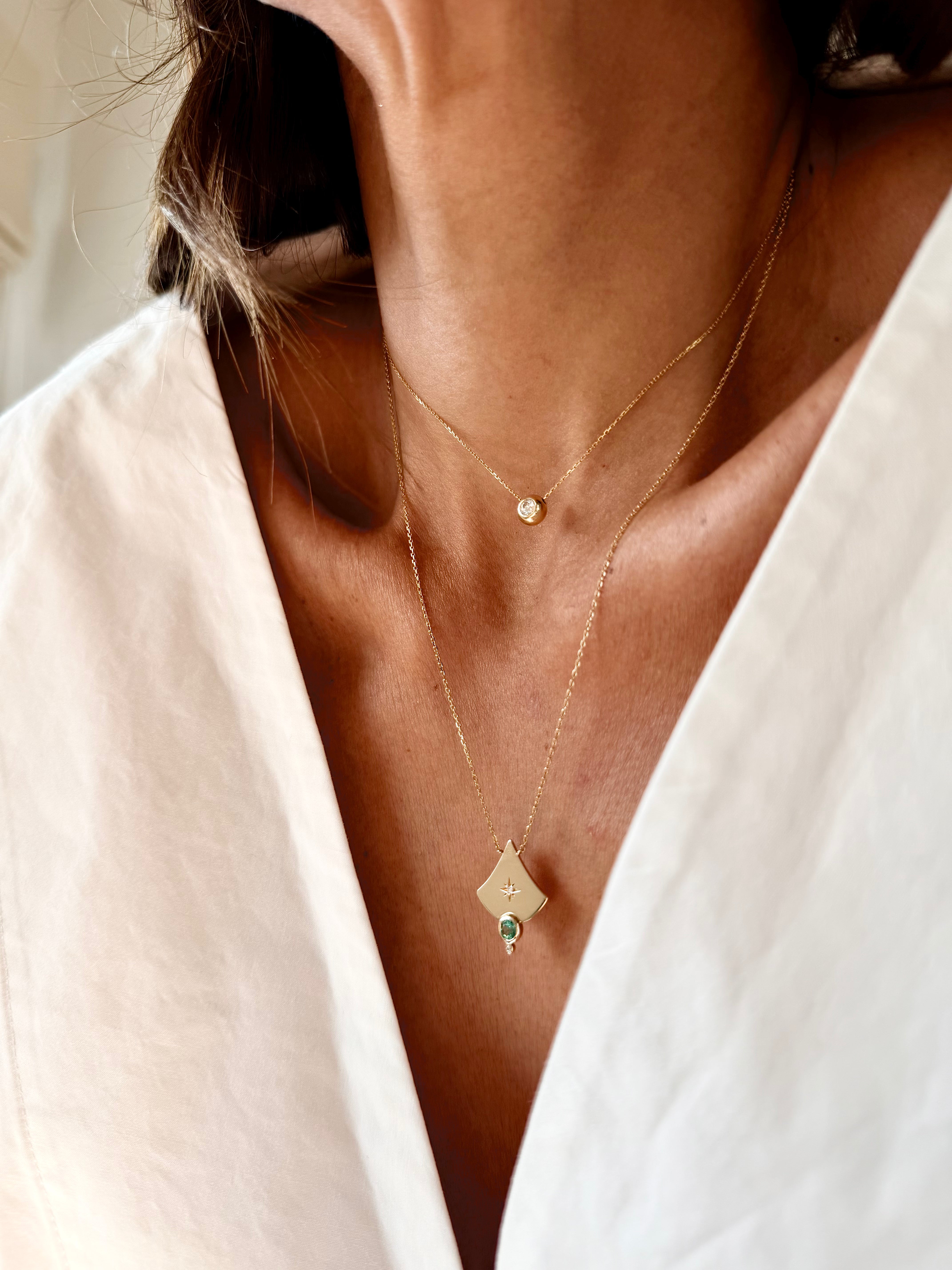 14K Gold Big Curved Triangle Diamond Star Necklace with Emerald