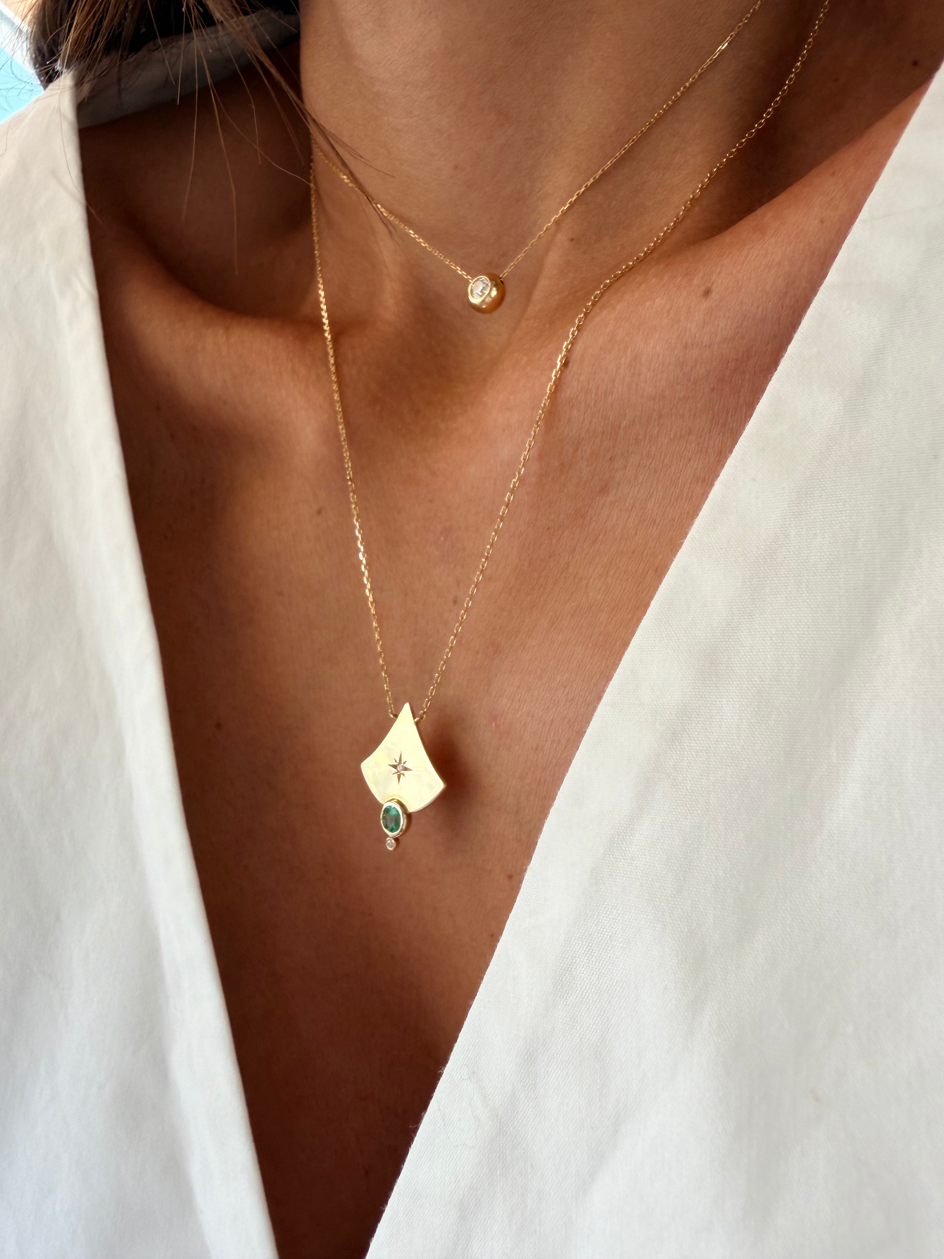 14K Gold Big Curved Triangle Diamond Star Necklace with Emerald