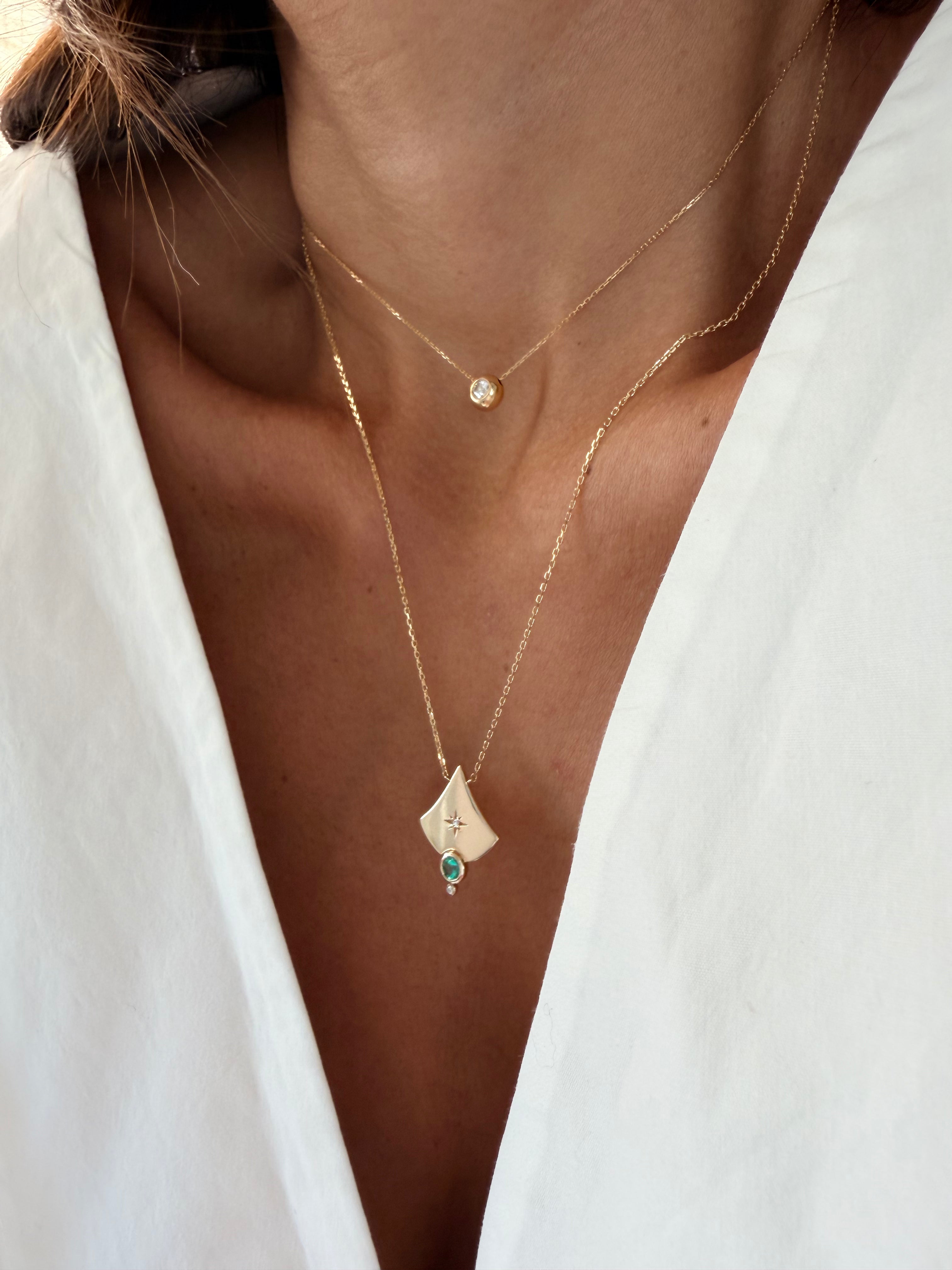 14K Gold Big Curved Triangle Diamond Star Necklace with Emerald