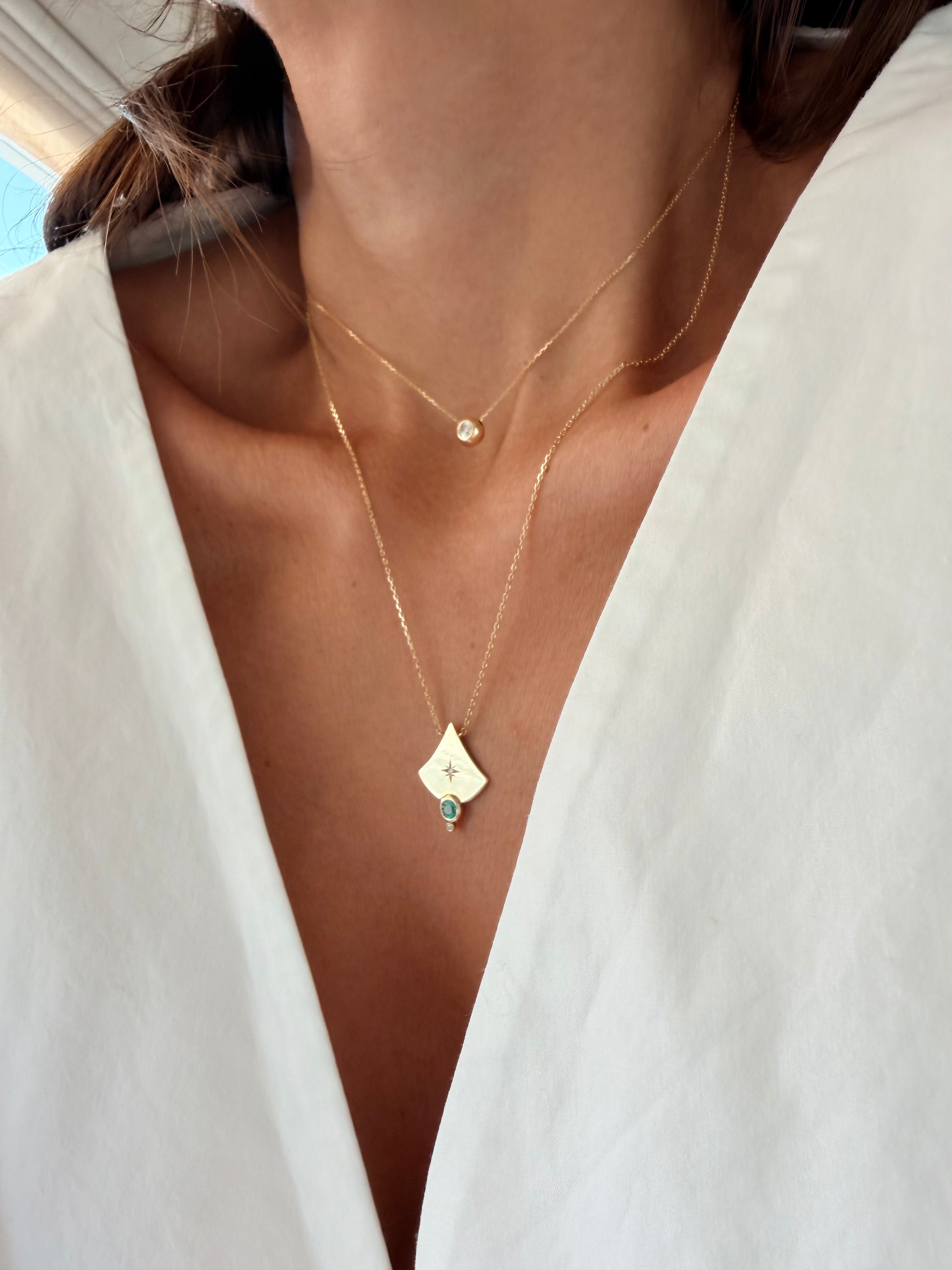 14K Gold Big Curved Triangle Diamond Star Necklace with Emerald