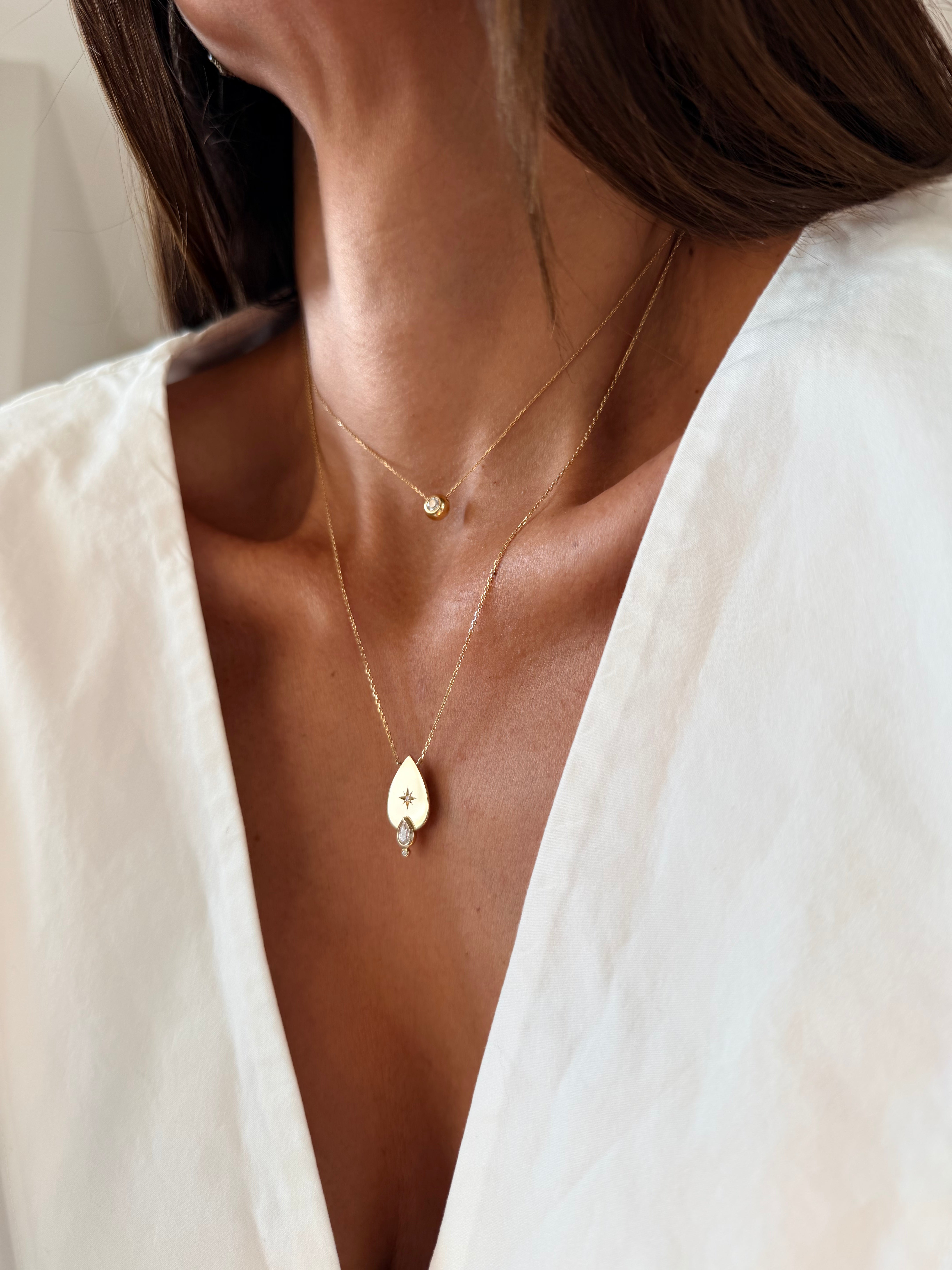 14K Gold Big Drop-shaped Diamond Star Necklace with Diamond