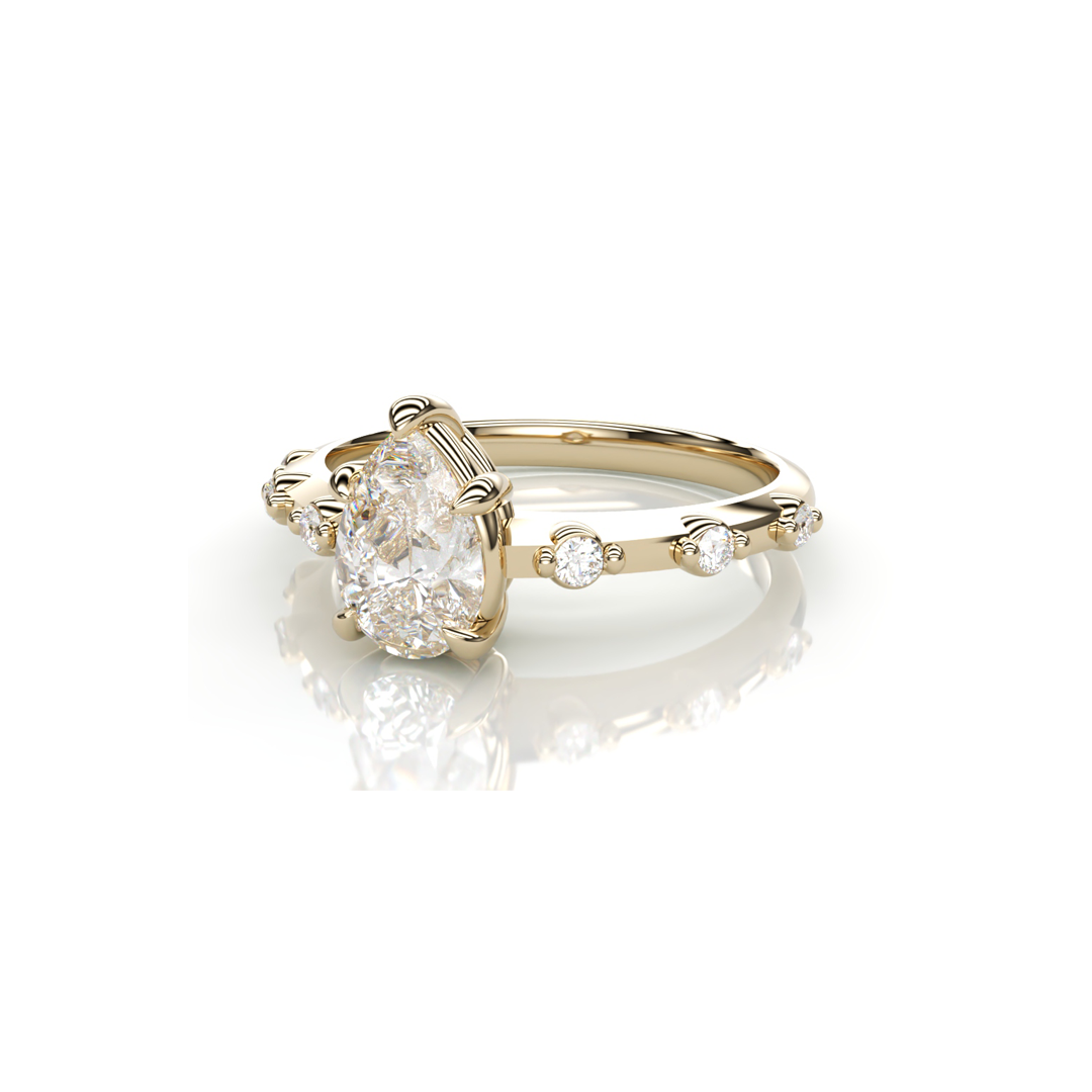 18K Yellow Gold Pear Natural Diamond Ring