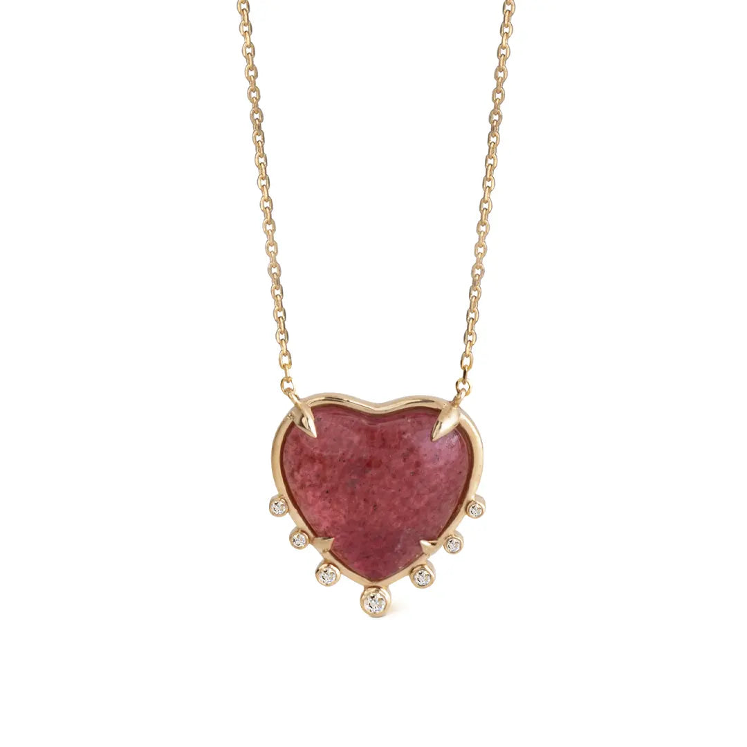 Small Heart Shaped Strawberry 14K Gold Necklace with 7 Diamonds