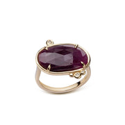 Velvet Oath– 14K Gold Ring with Ruby & Diamonds