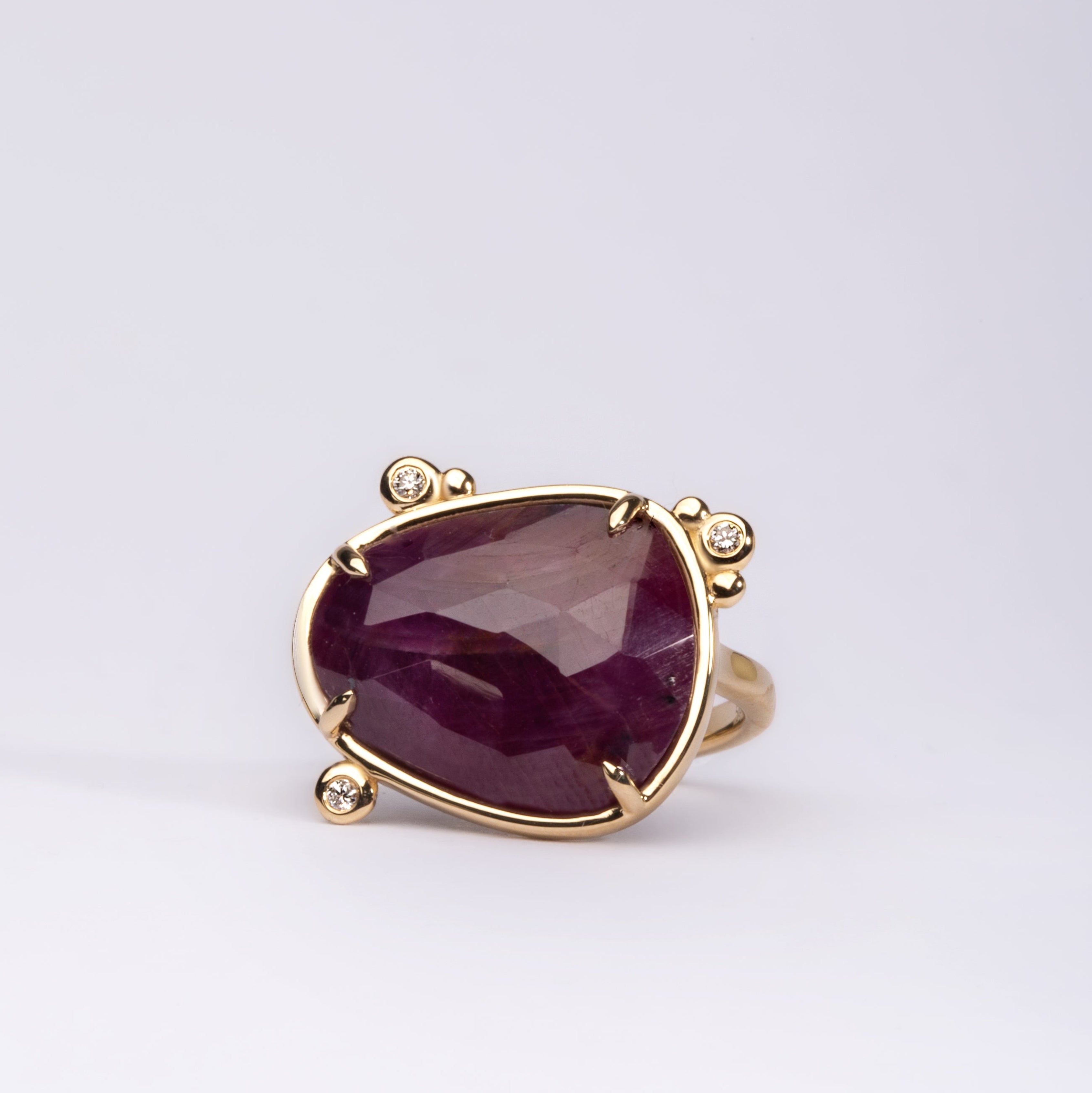 Burning Petal – 14K Gold Ring with Ruby & Diamonds