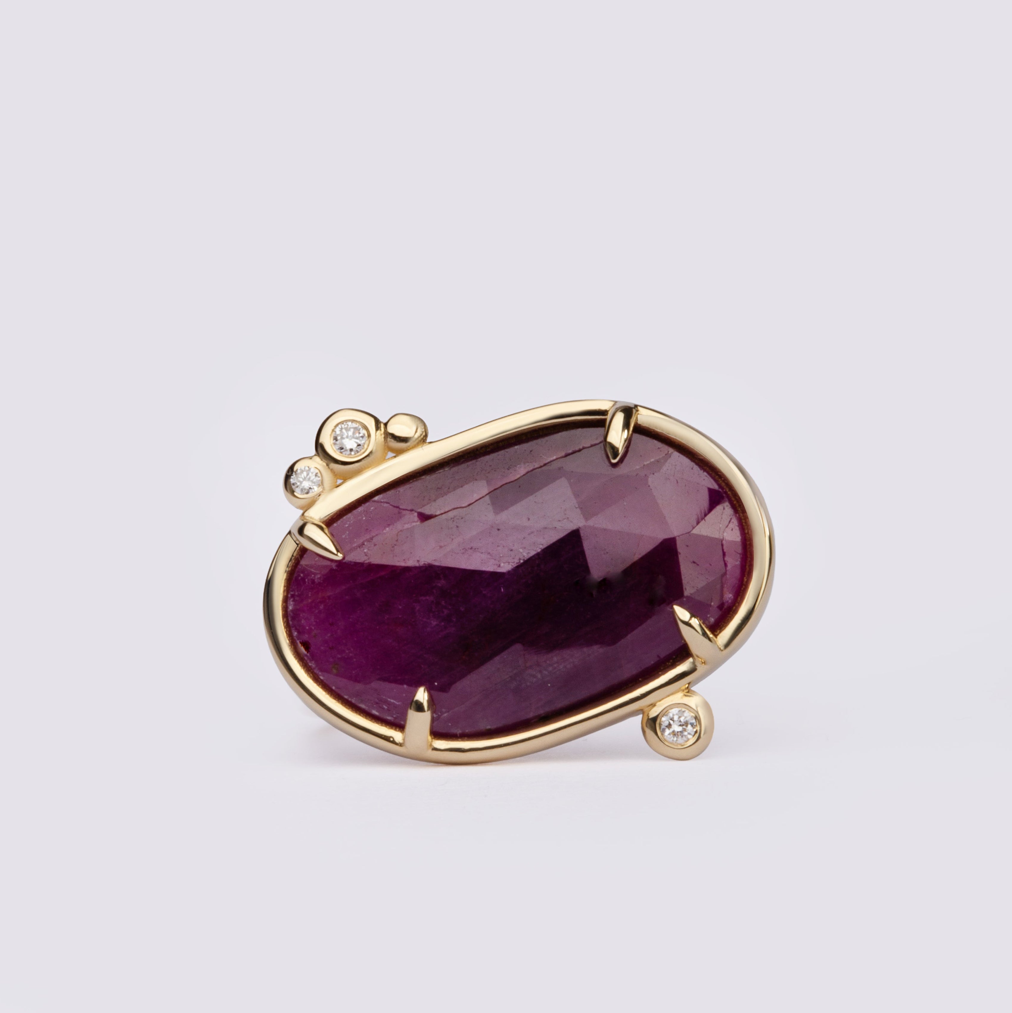 Velvet Oath– 14K Gold Ring with Ruby & Diamonds