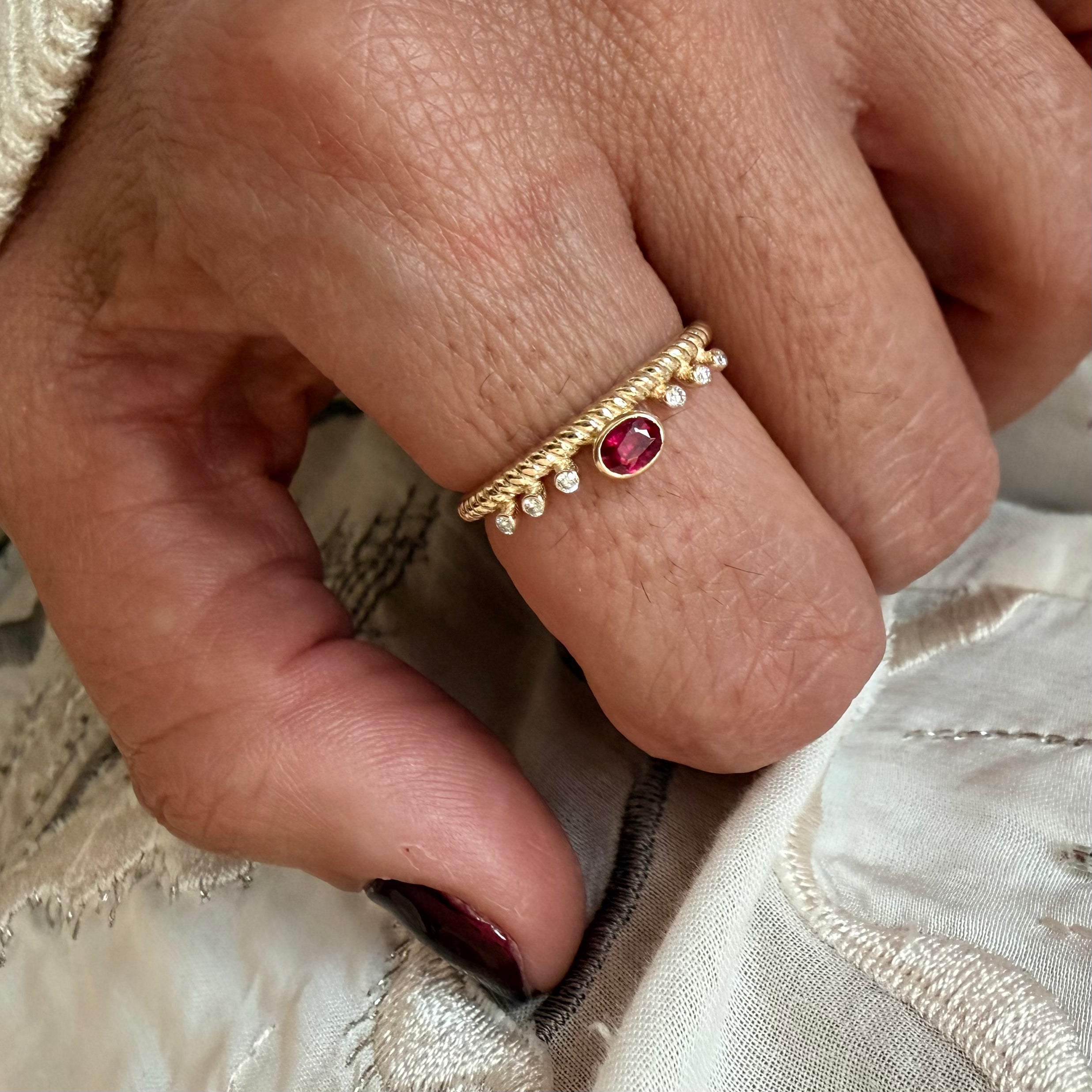 14K Gold Twisted Band Ruby Diamond Ring