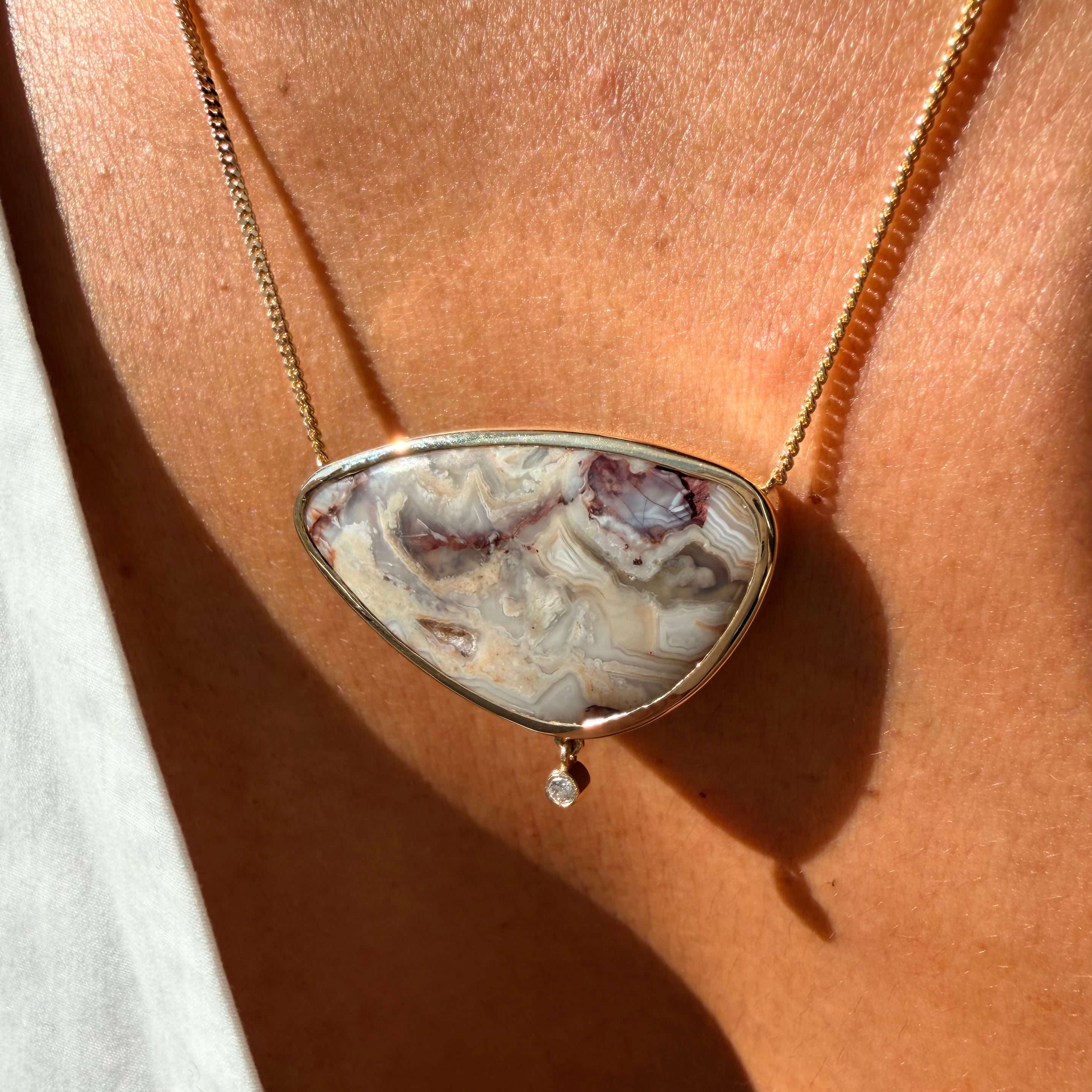 Pebble — Lace Agate & Diamond Necklace
