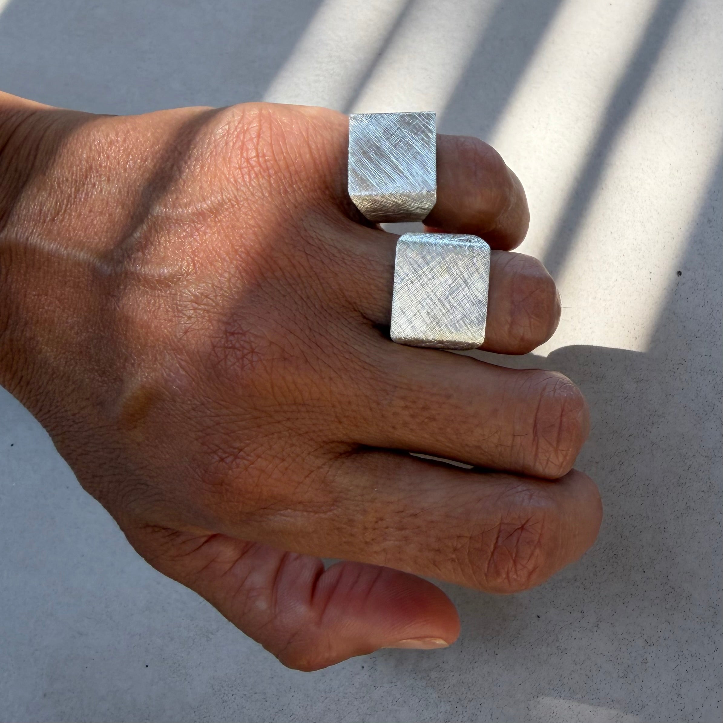 Short Cube Ring