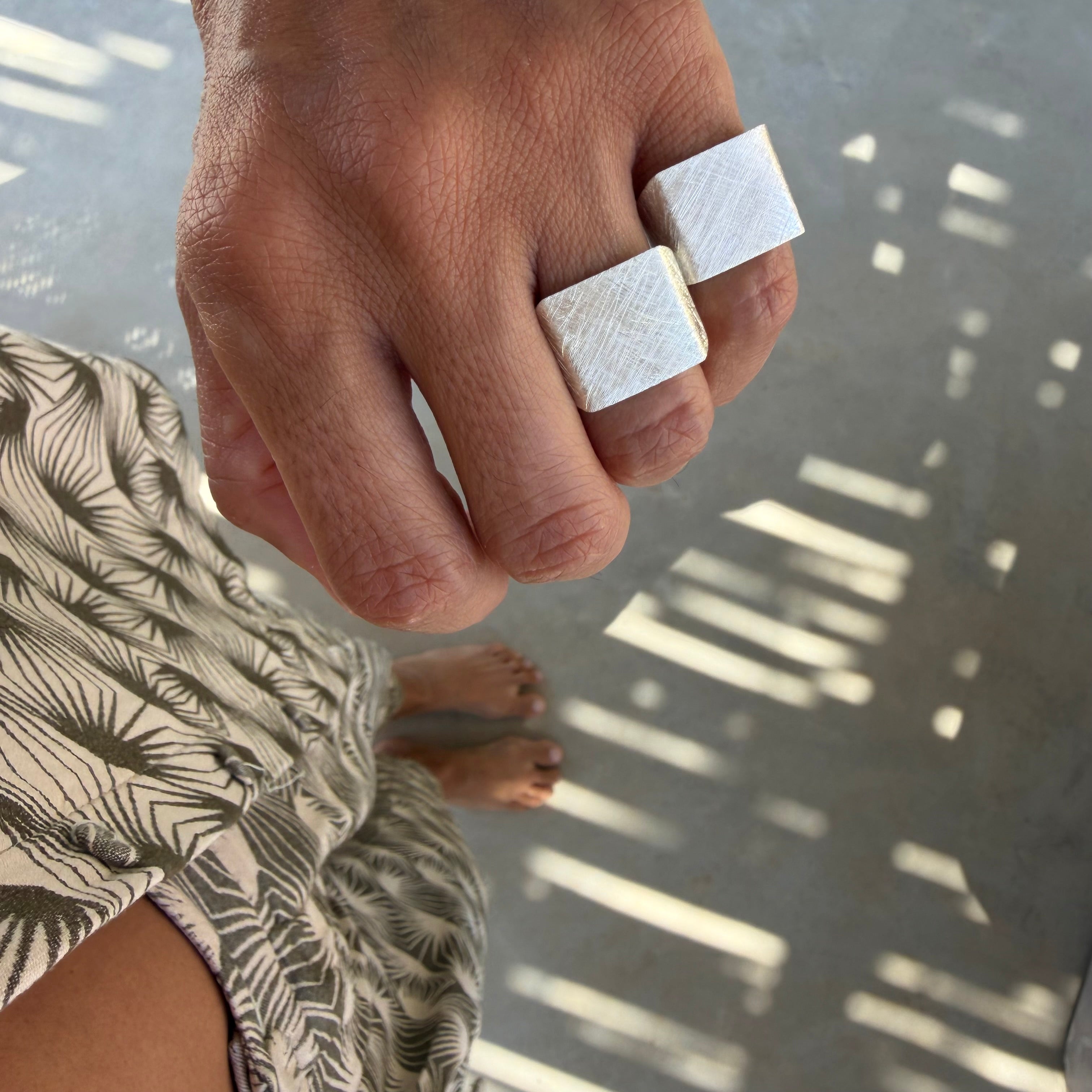 Short Cube Ring
