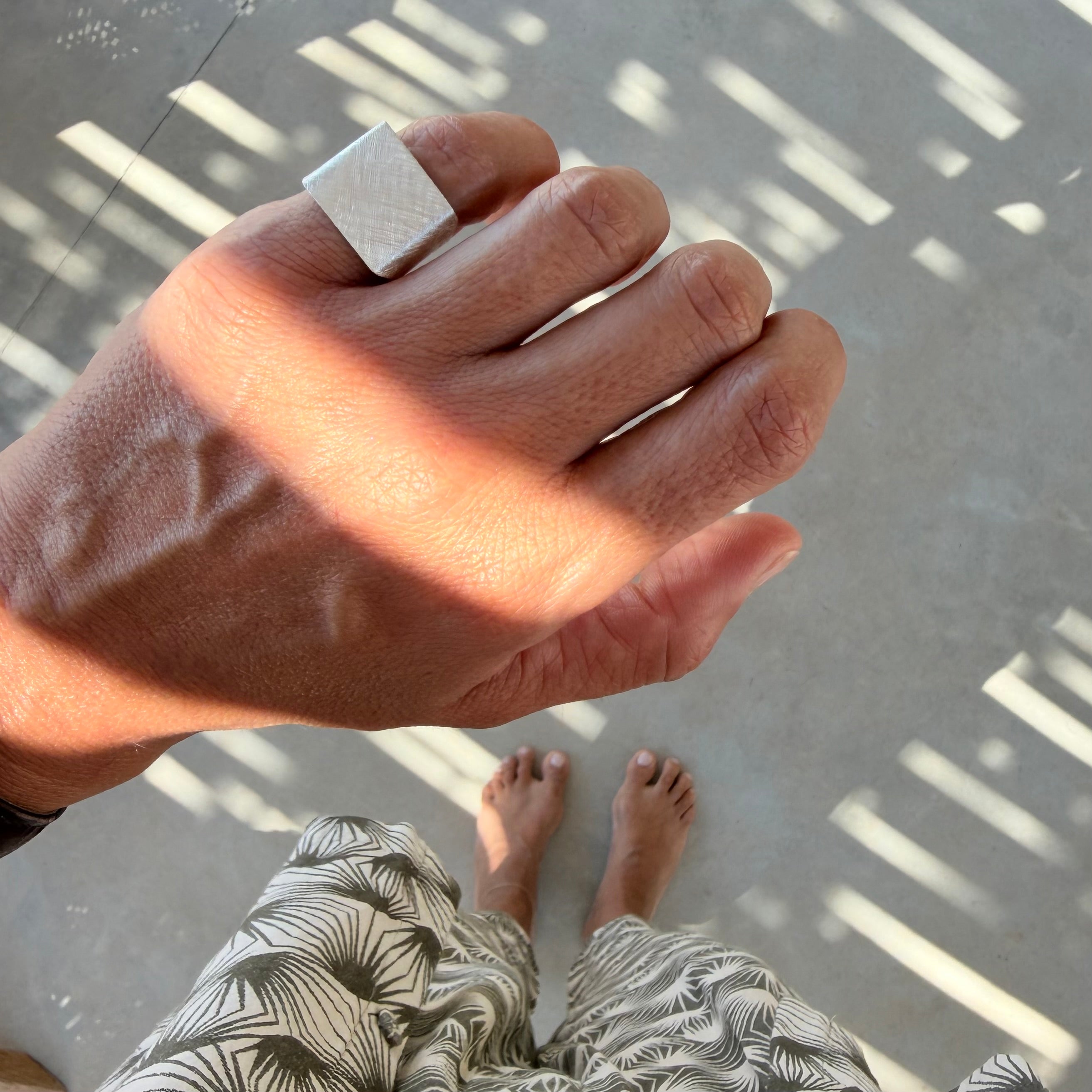 Short Cube Ring