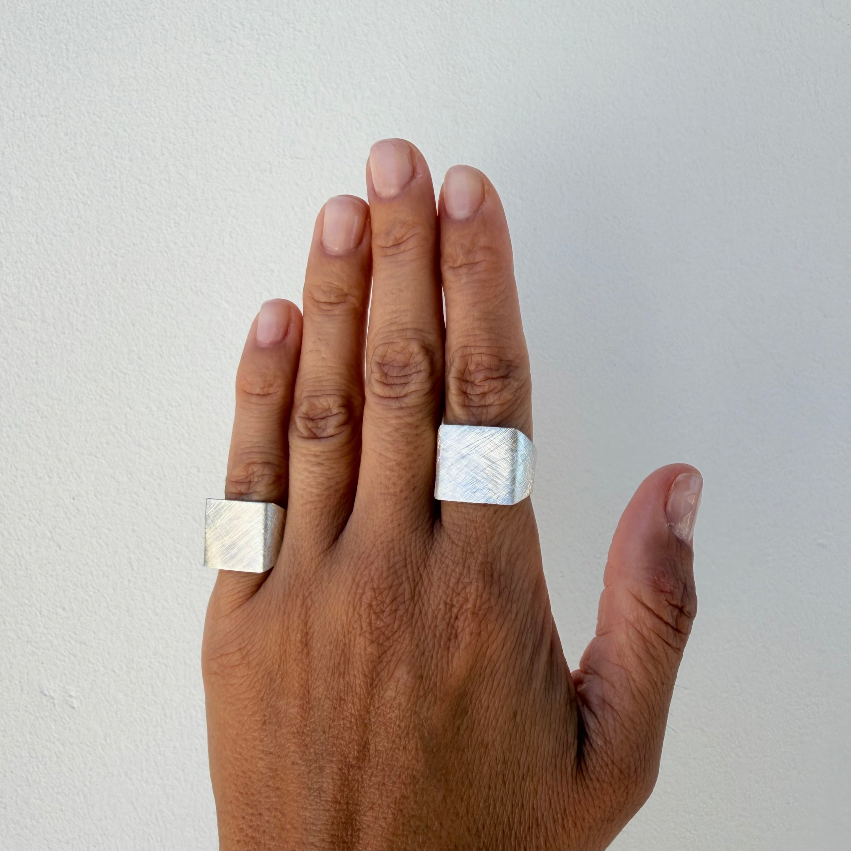 Short Cube Ring