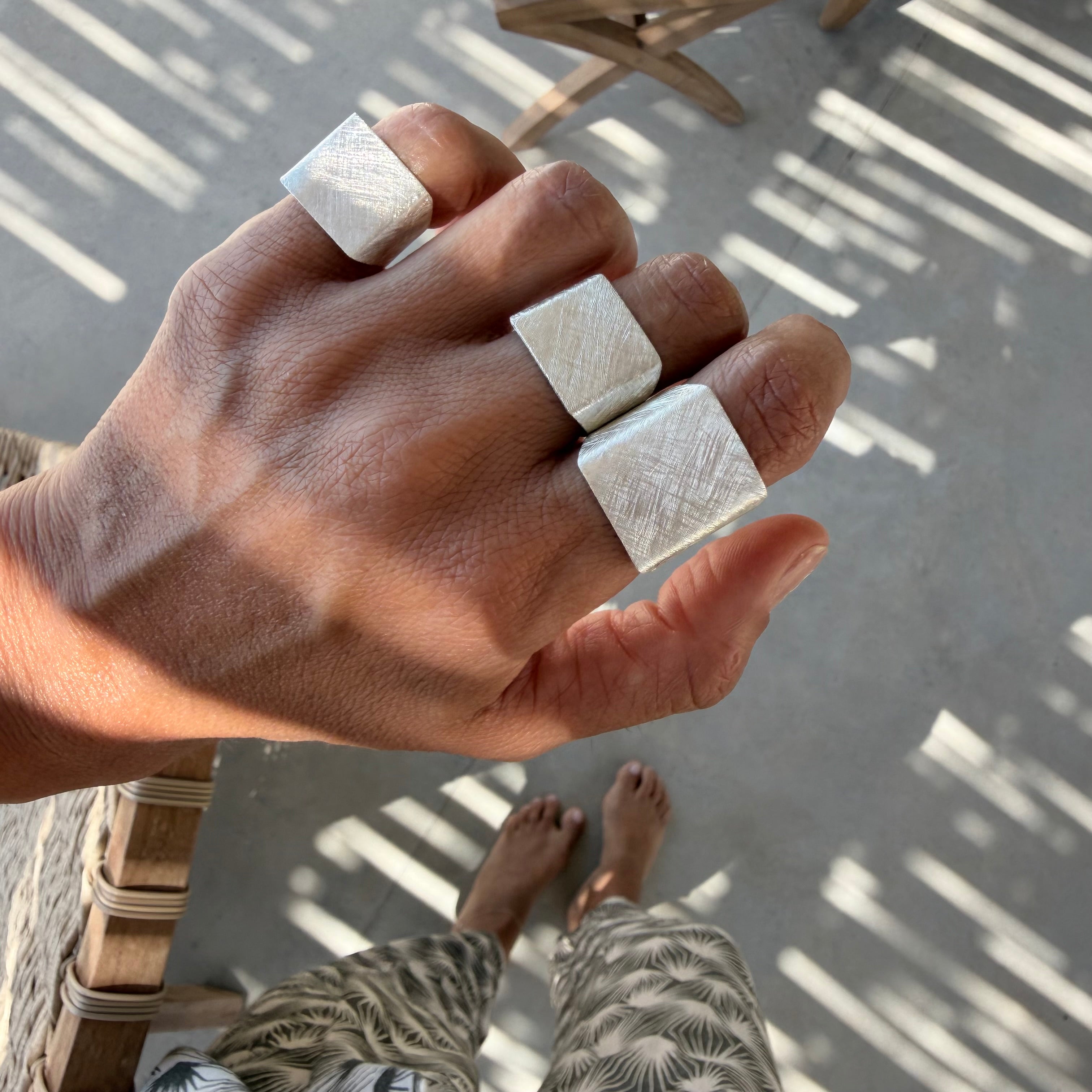 Long Cube Ring