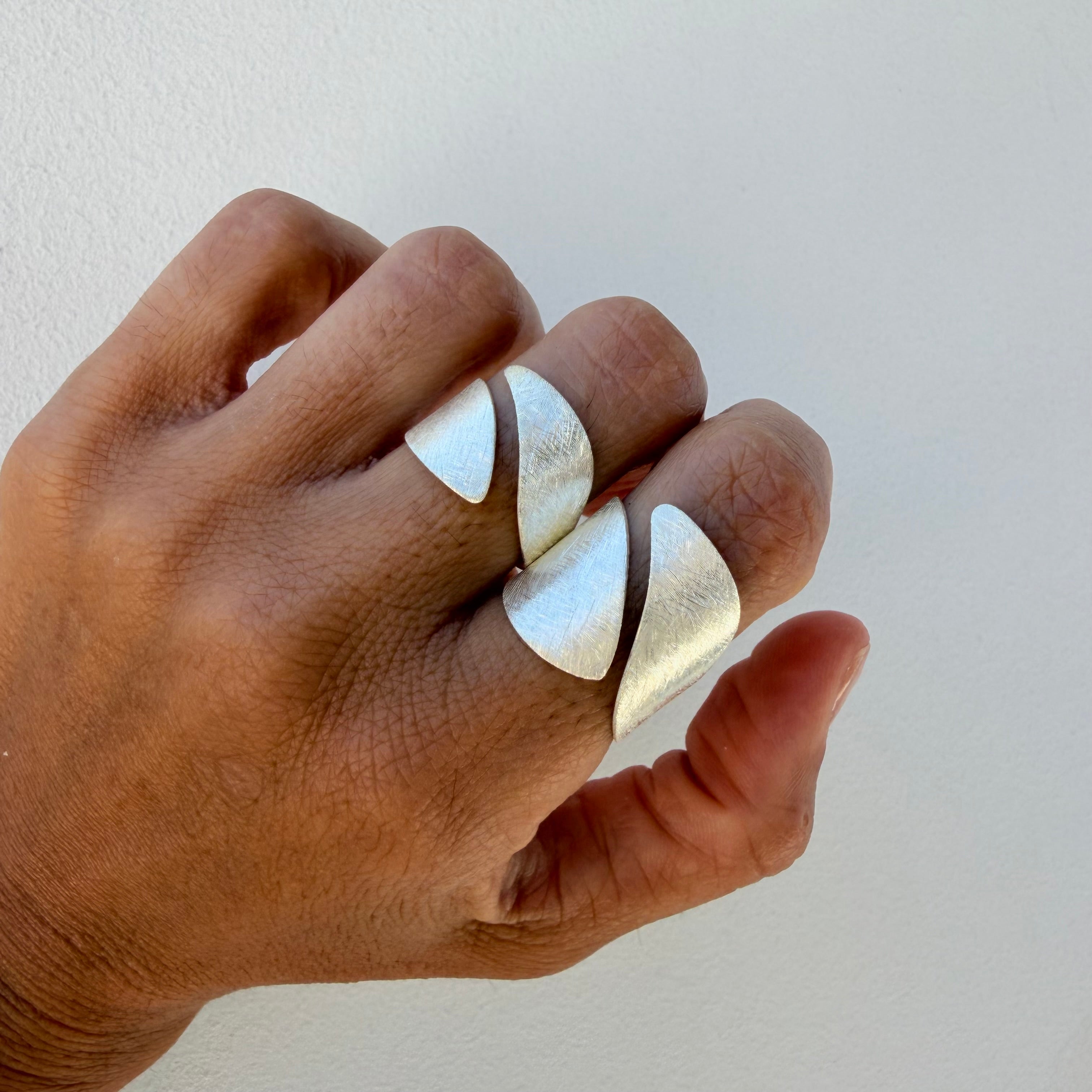 Long Leaf Ring