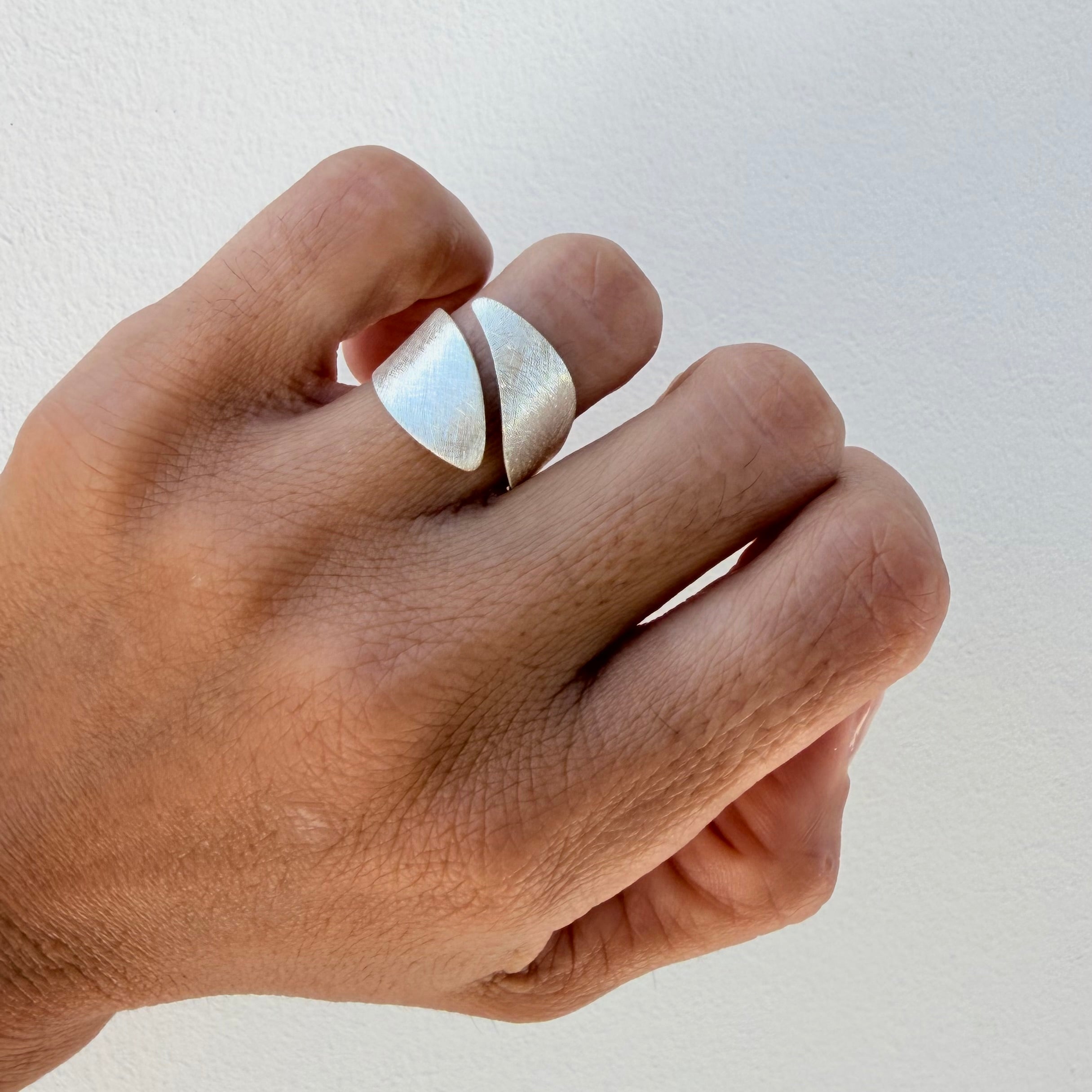 Short Leaf Ring