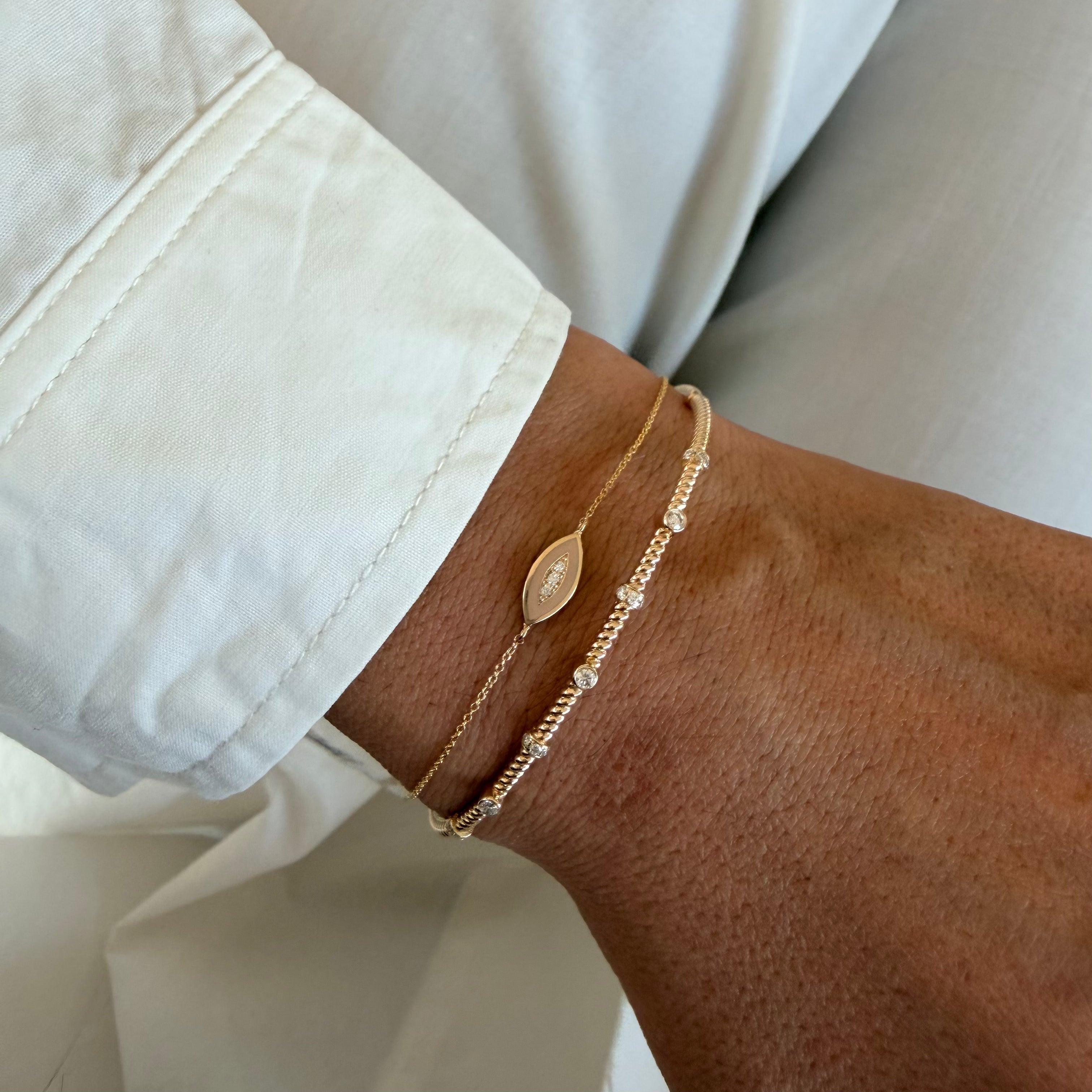 14K Gold Chain Bracelet with Navette Nude Enamel Diamond Motif