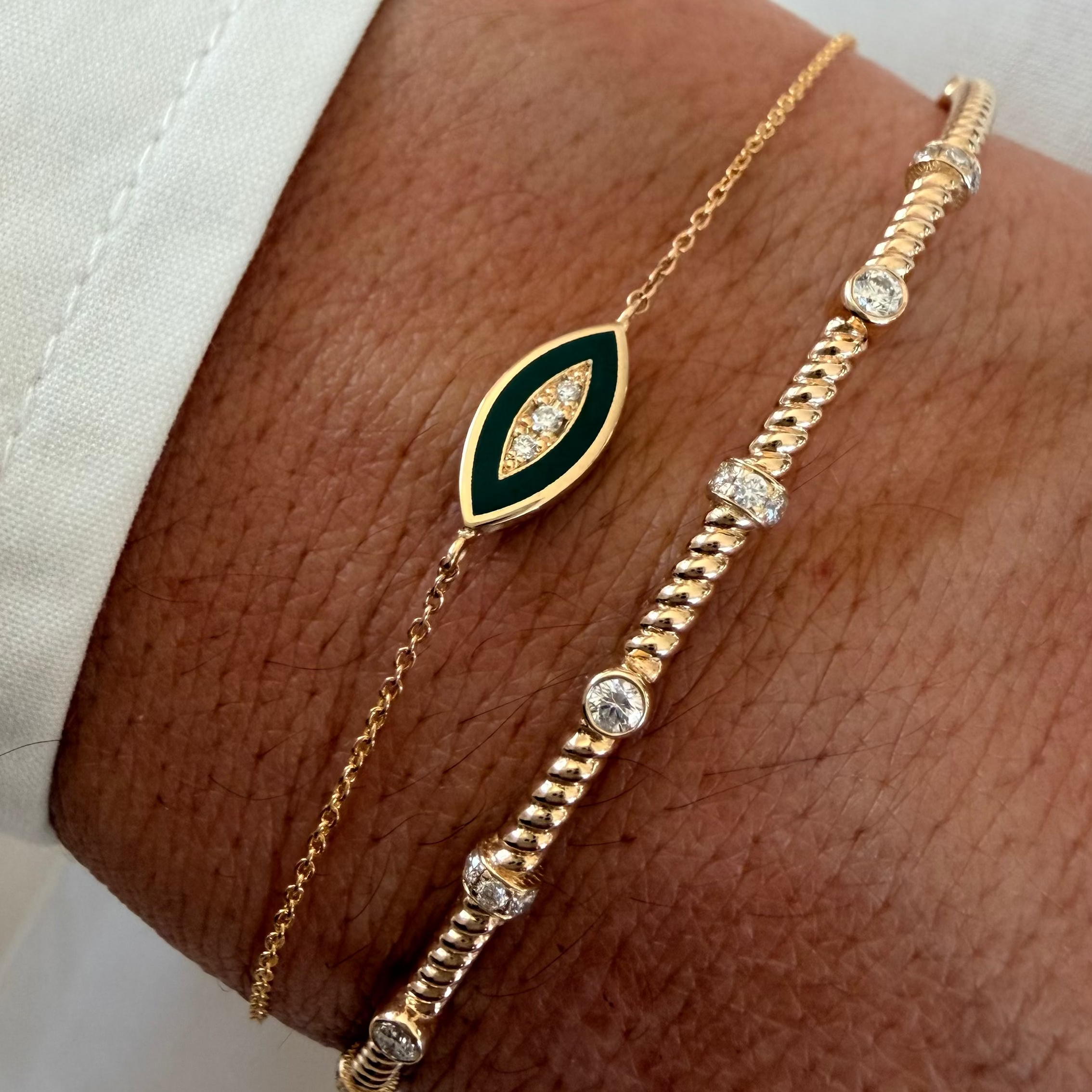 14K Gold Chain Bracelet with Navette Green Enamel Diamond Motif