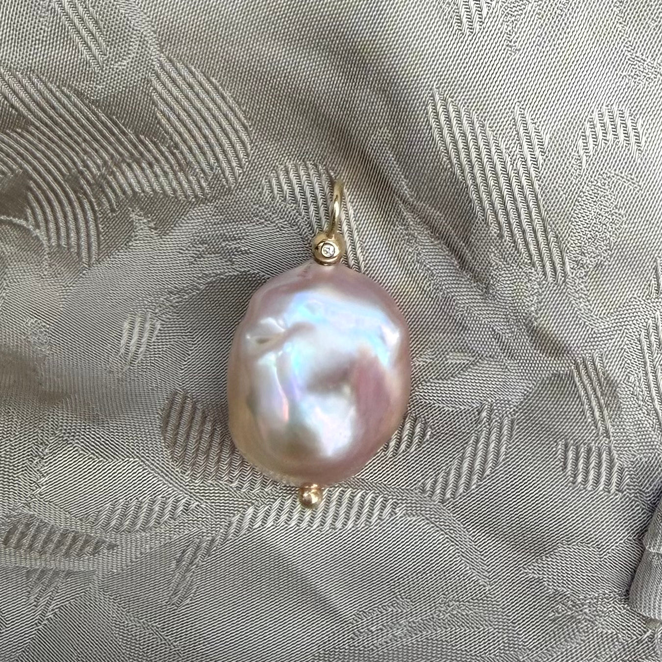 14K Big Baroque Purple Pearl Motif