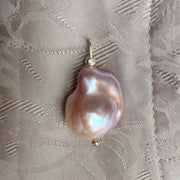 14K Big Baroque Purple Pearl Motif