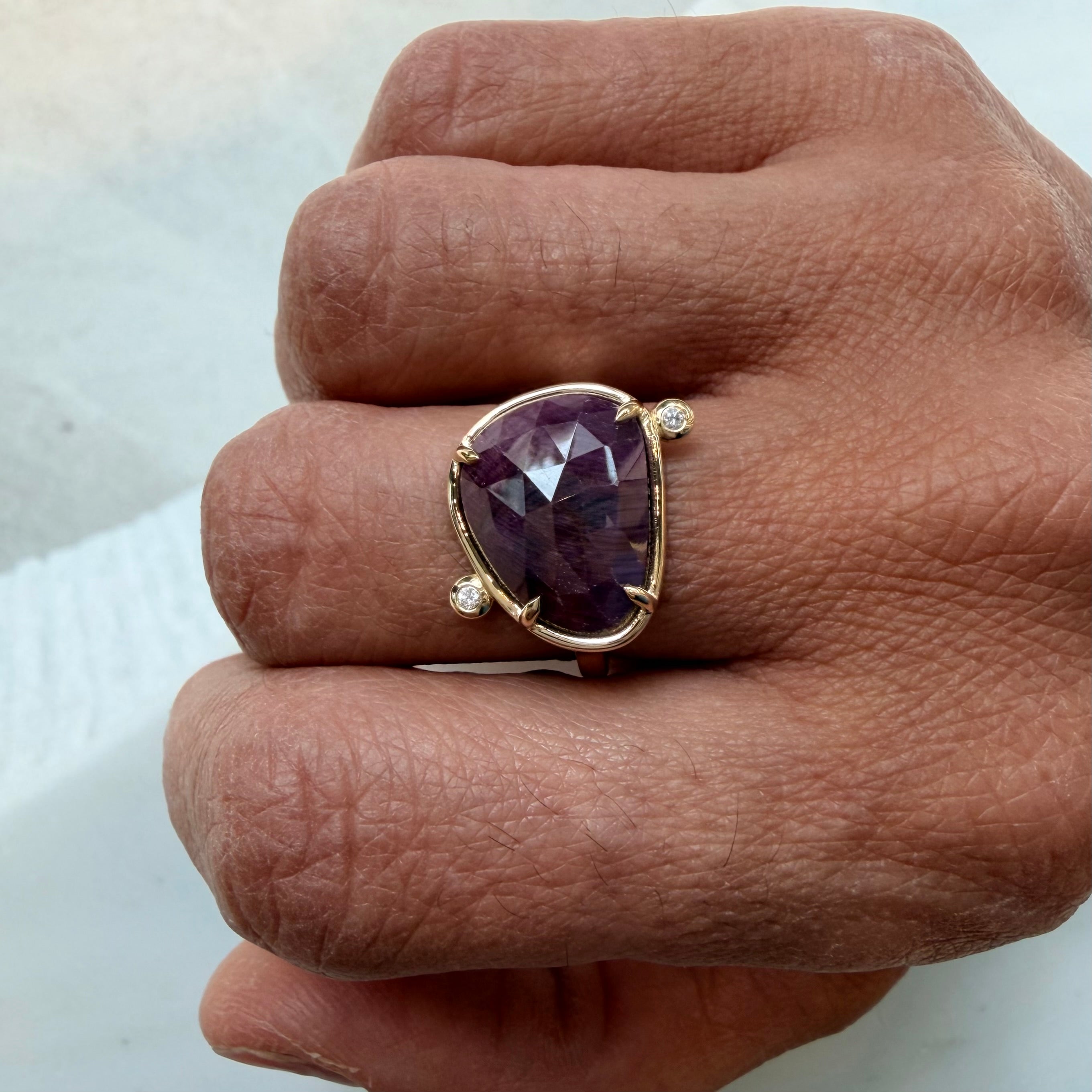 Red Velvet Kiss– 14K Gold Ring with Ruby & Diamonds