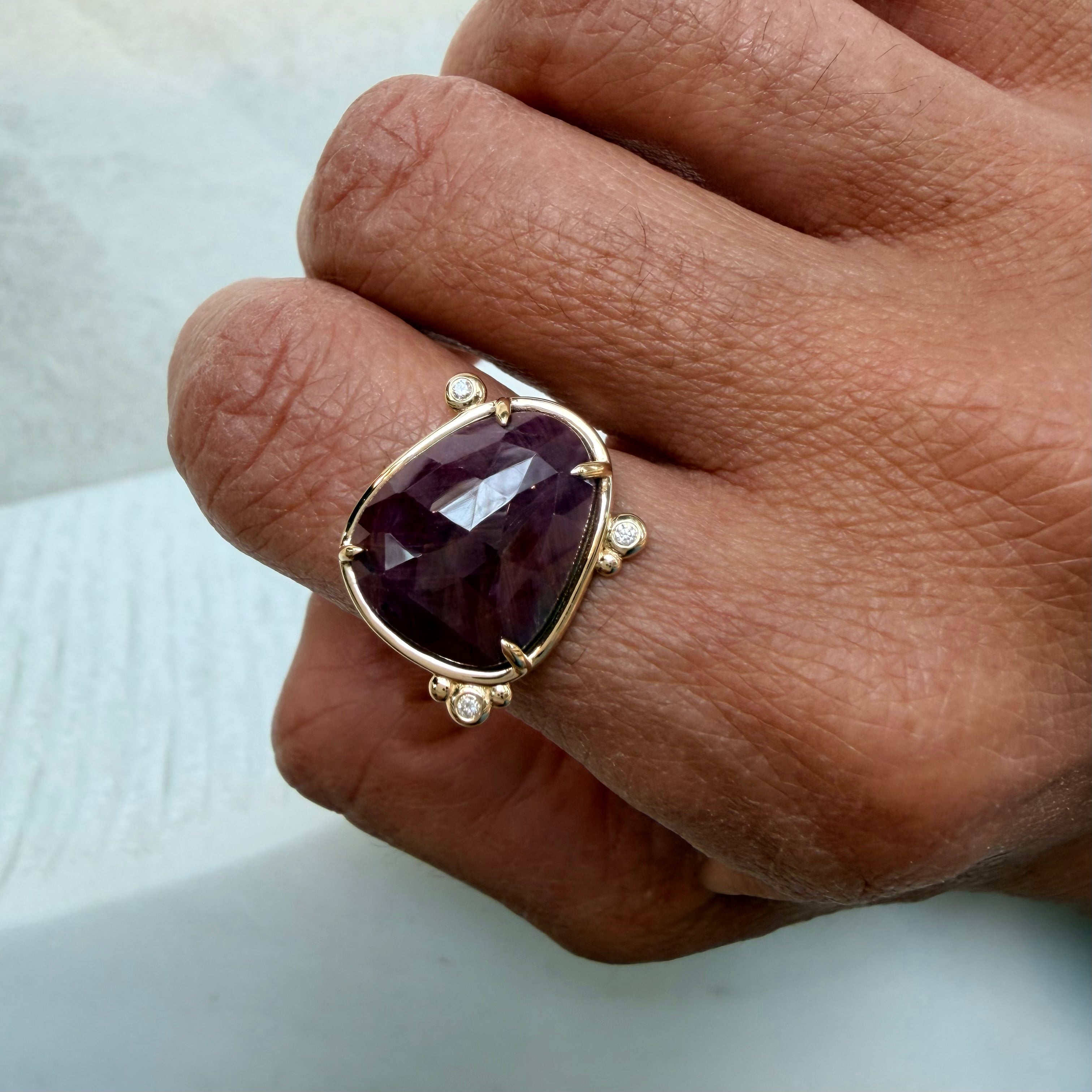 Burning Petal – 14K Gold Ring with Ruby & Diamonds