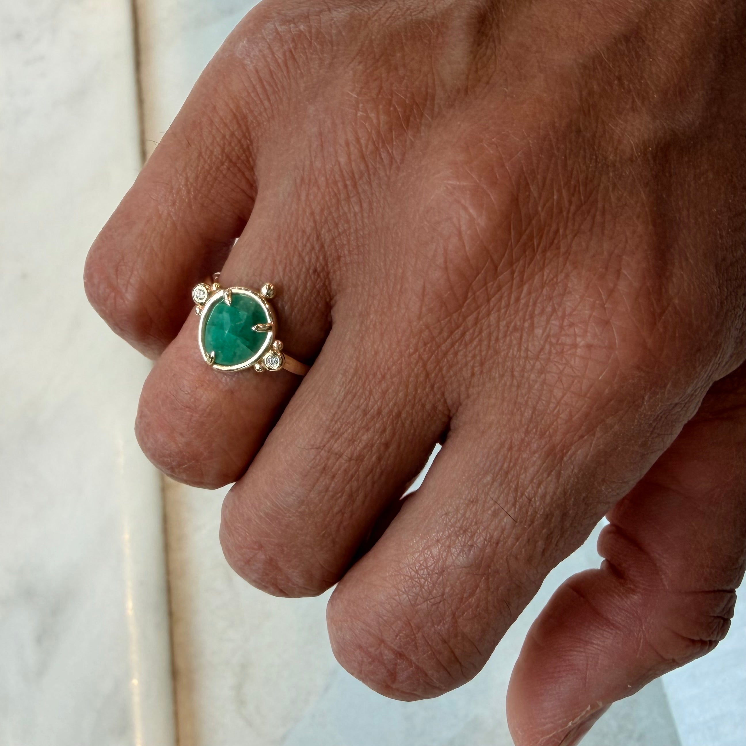Spring Bloom – 14K Gold Ring with Emerald & Diamonds