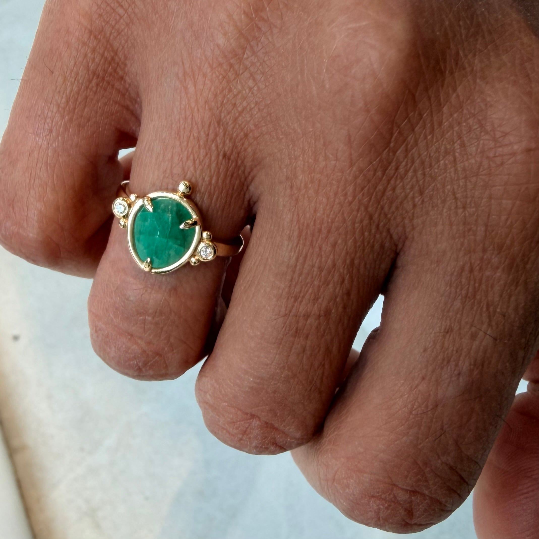 Spring Bloom – 14K Gold Ring with Emerald & Diamonds