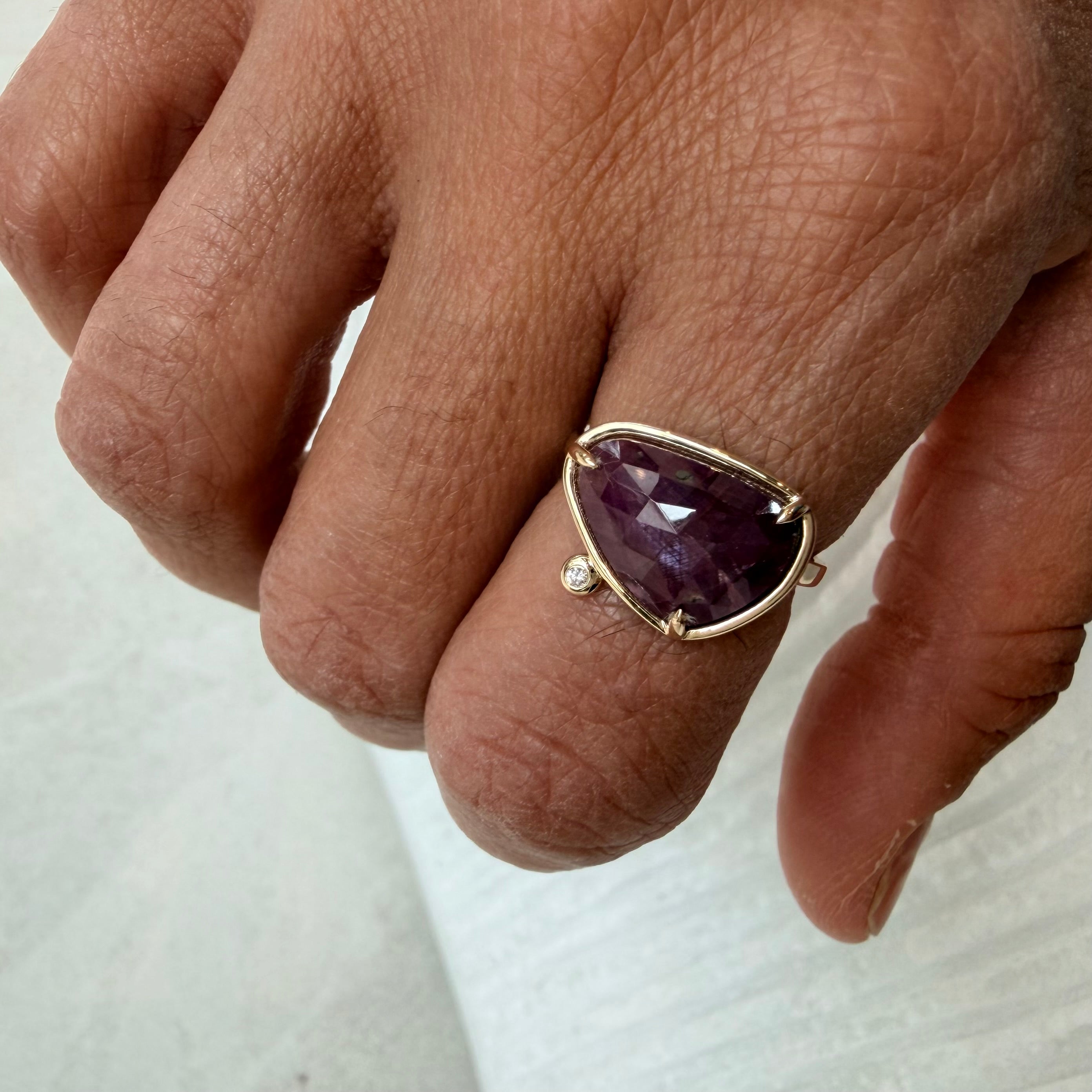 Core Red – 14K Gold Ring with Ruby & Diamonds