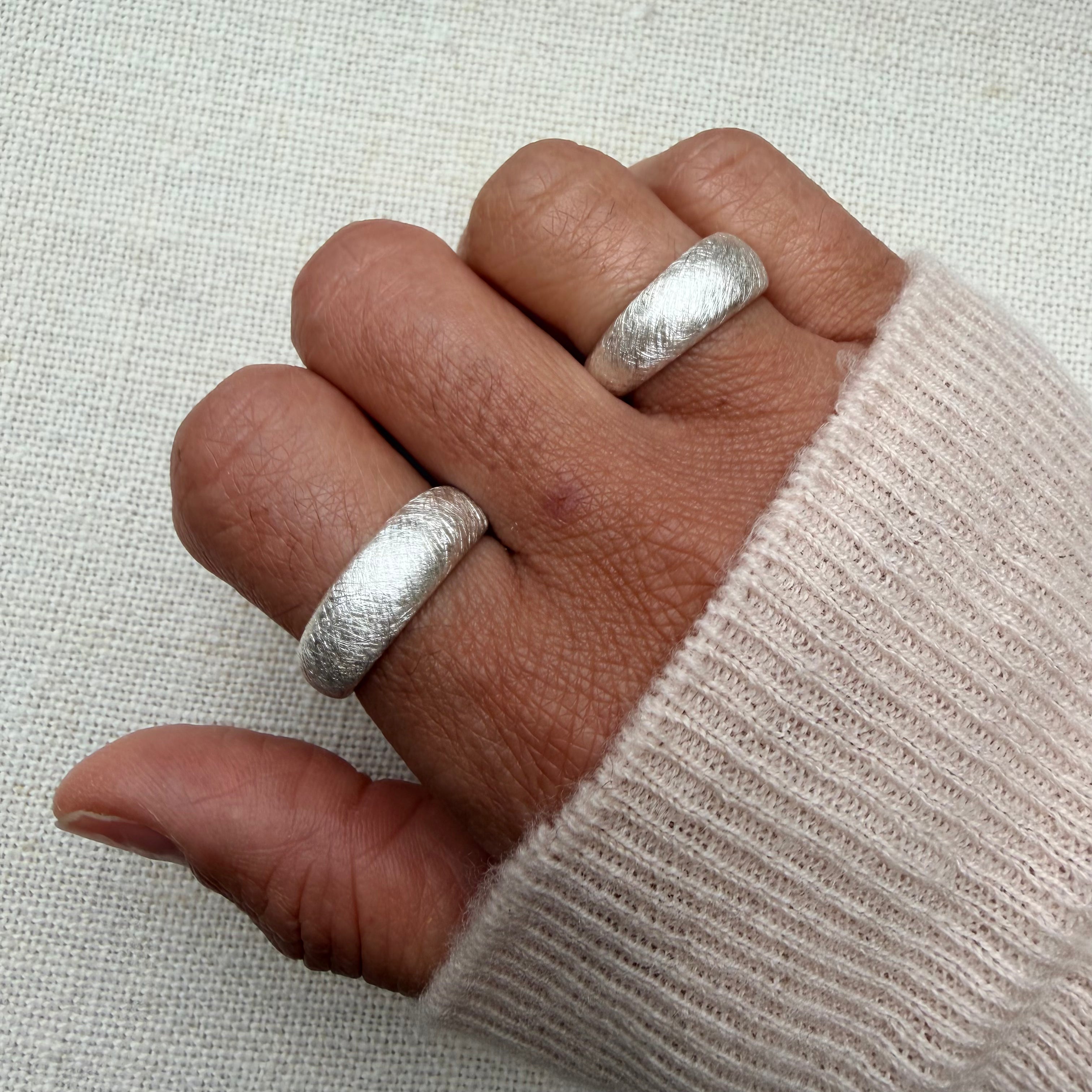 Bold Silver Band