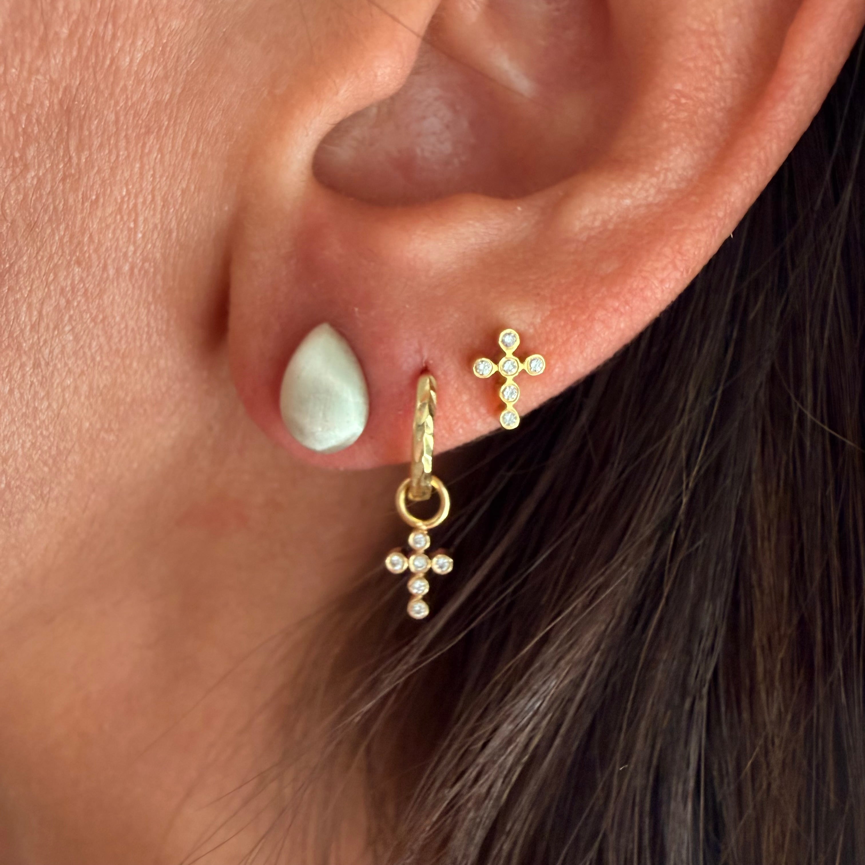 Short Stud Drops