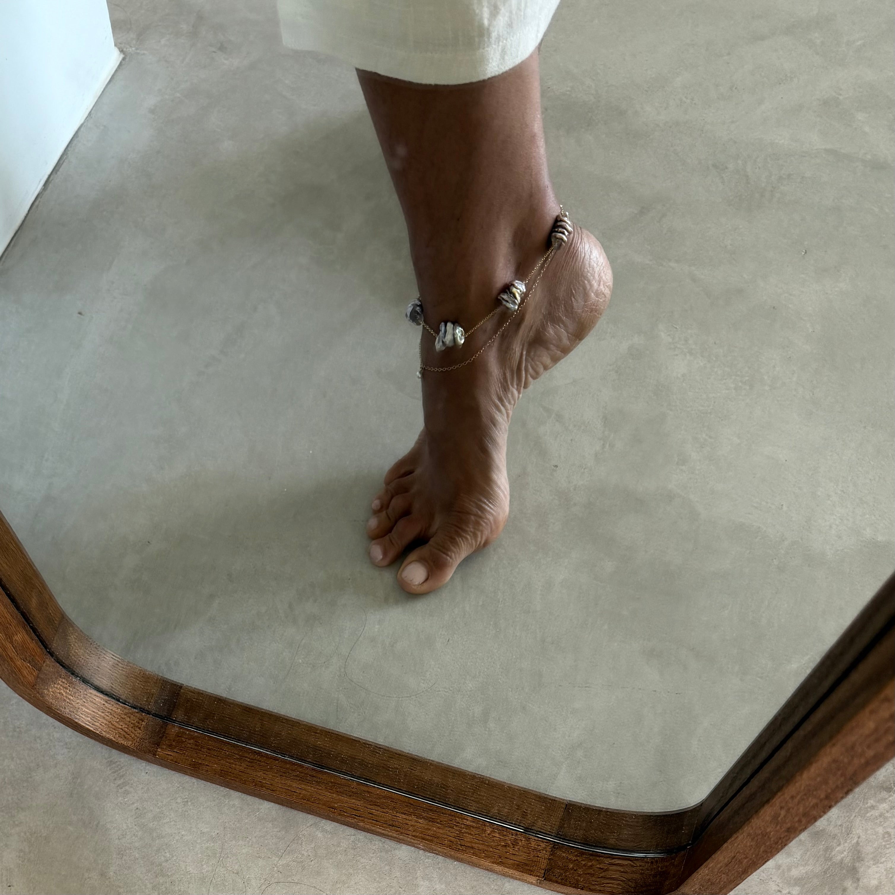 Anklet Chain With Grey Pearls