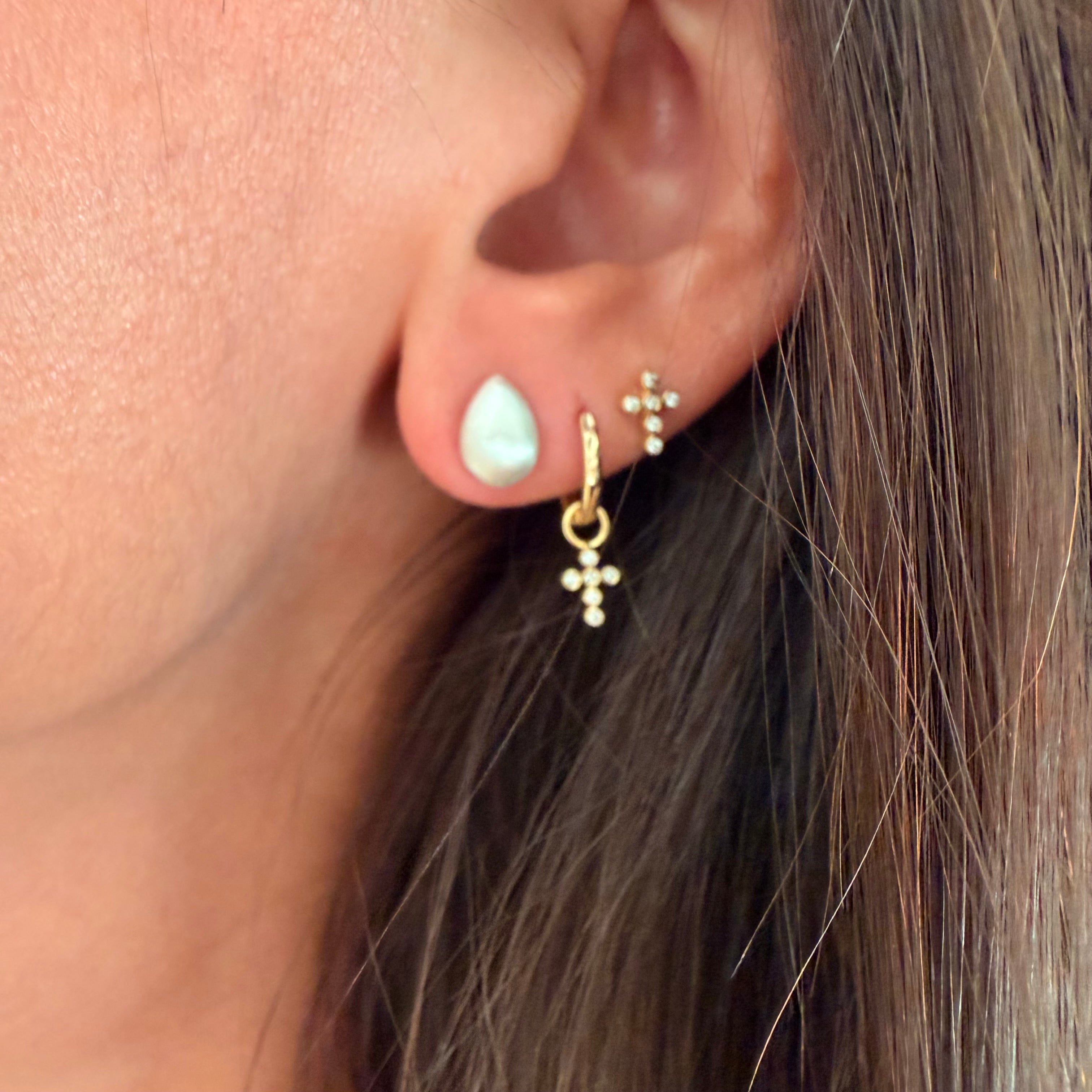 Short Stud Drops